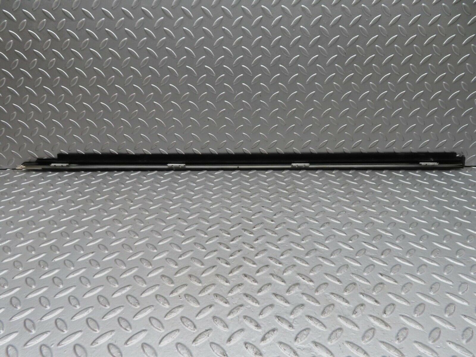 15192 Mercedes-Benz W140 S320 Front Right Door Chrome Moulding Trim