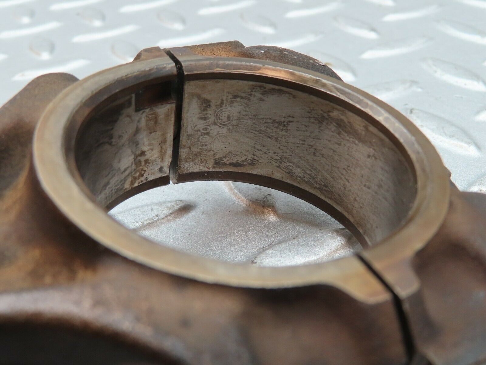 3950 Mercedes-Benz S123 200T Wagon Piston With Connecting Rod 88.985 mm