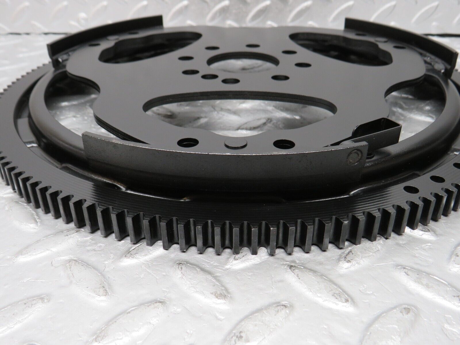 38164 Mercedes-Benz A124 320E Cabriolet Flywheel Starter Ring 1040300112