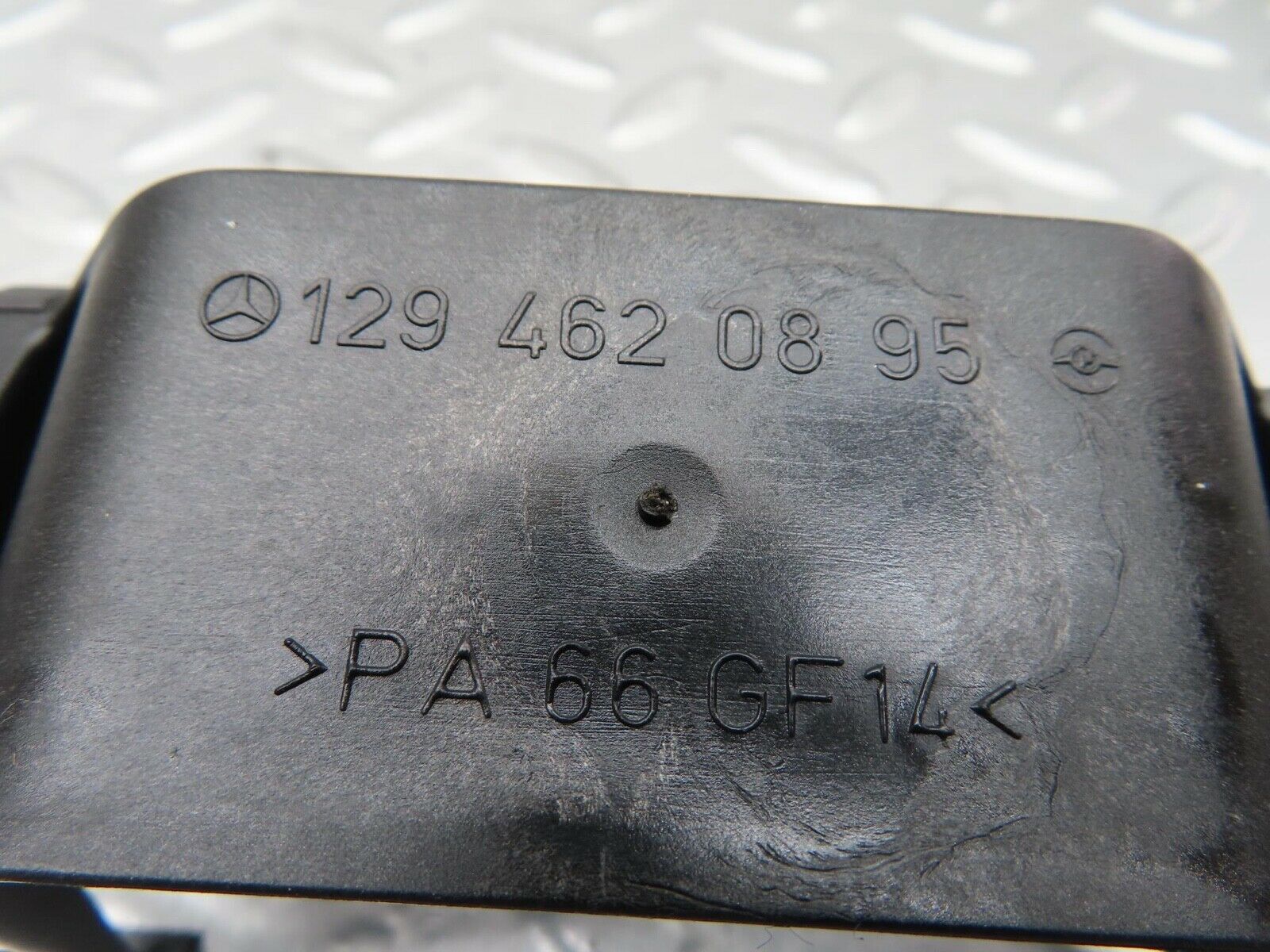 15119 Mercedes-Benz W140 S320 Steering Column Cover 1294620895