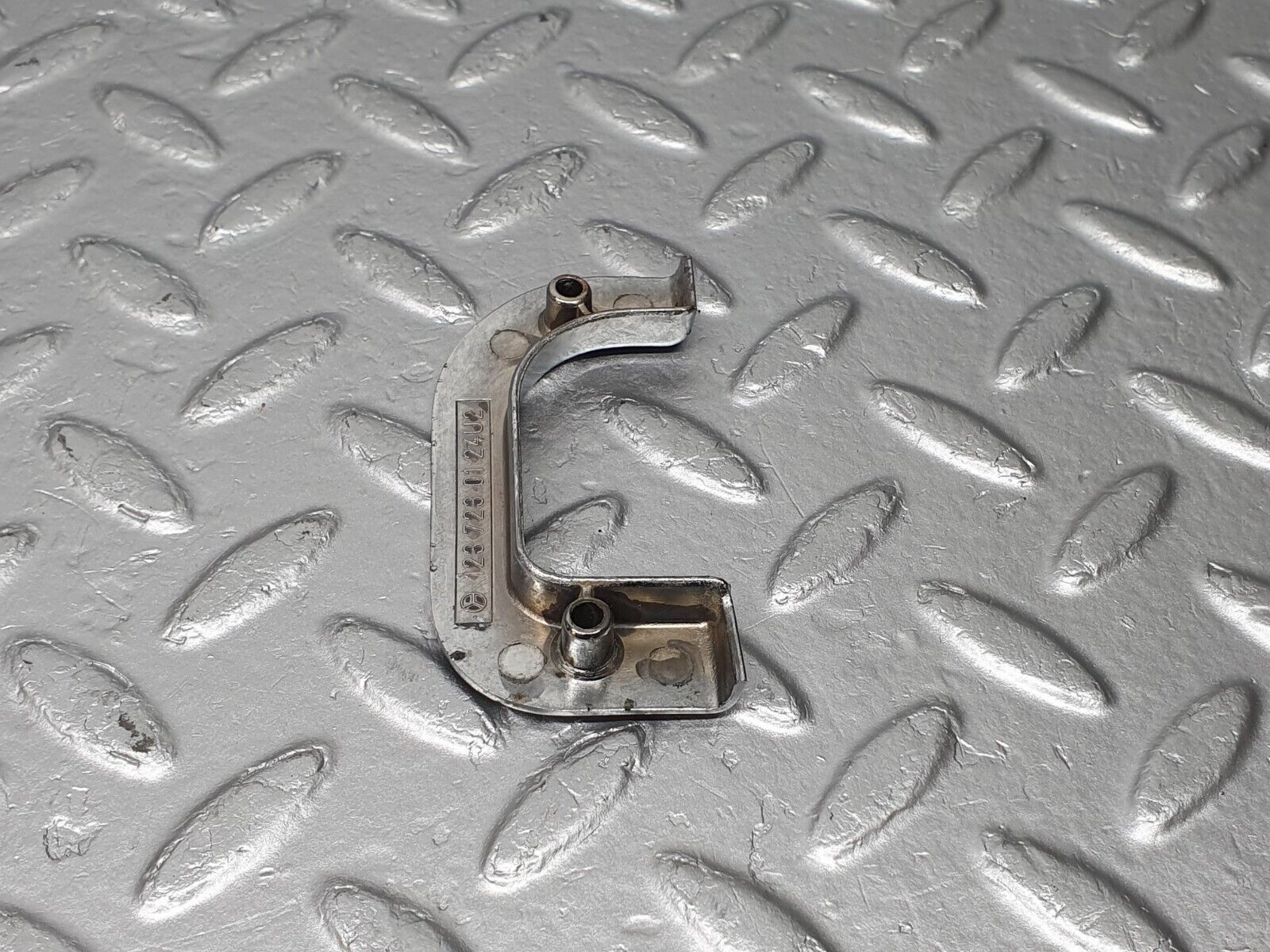 40764 Mercedes-Benz W123 300D Interior Chrome Door Latch Trim Left 1237230124