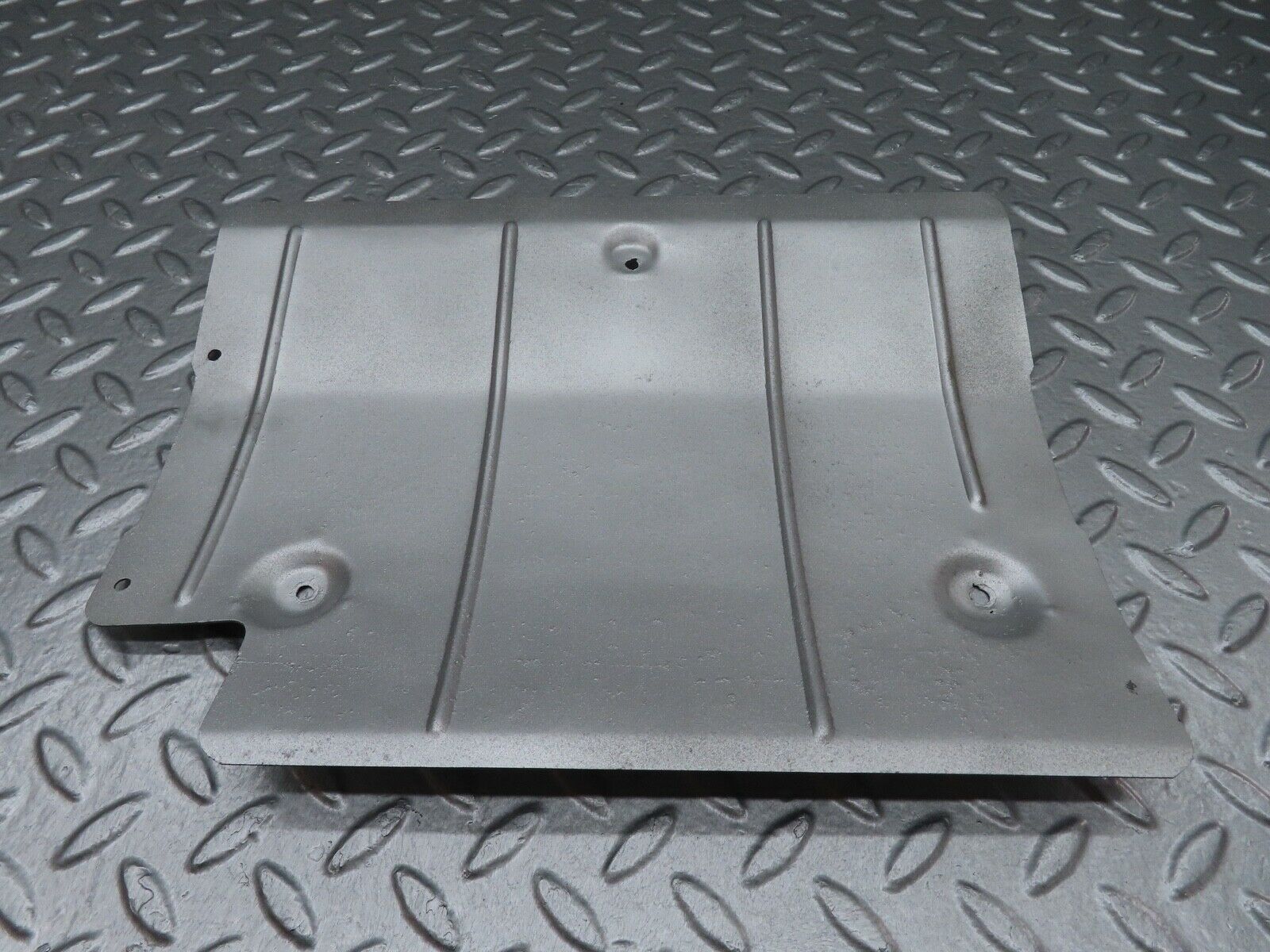 17917 Mercedes-Benz W123 200 Exhaust Heat Shield