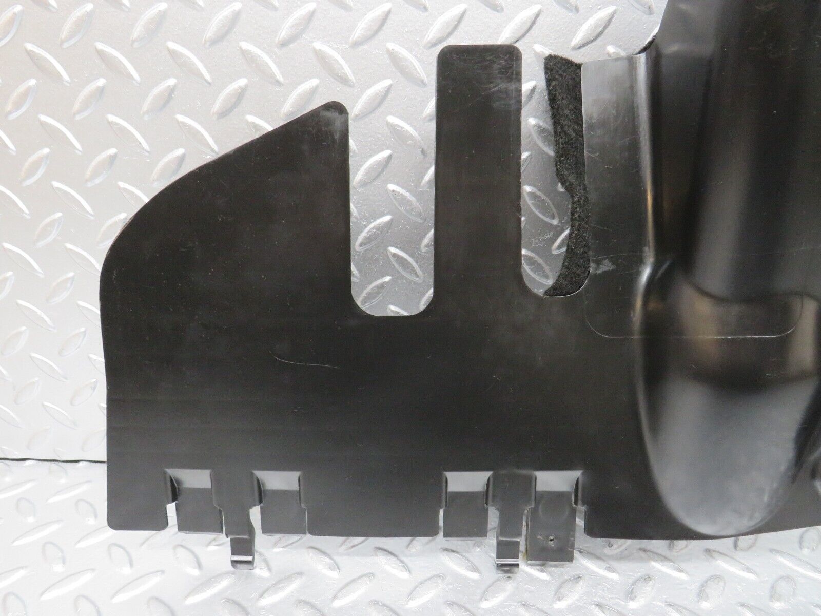 32505 Mercedes-Benz S124 300TE Wagon Front Right Under Dash Panel 1246802217