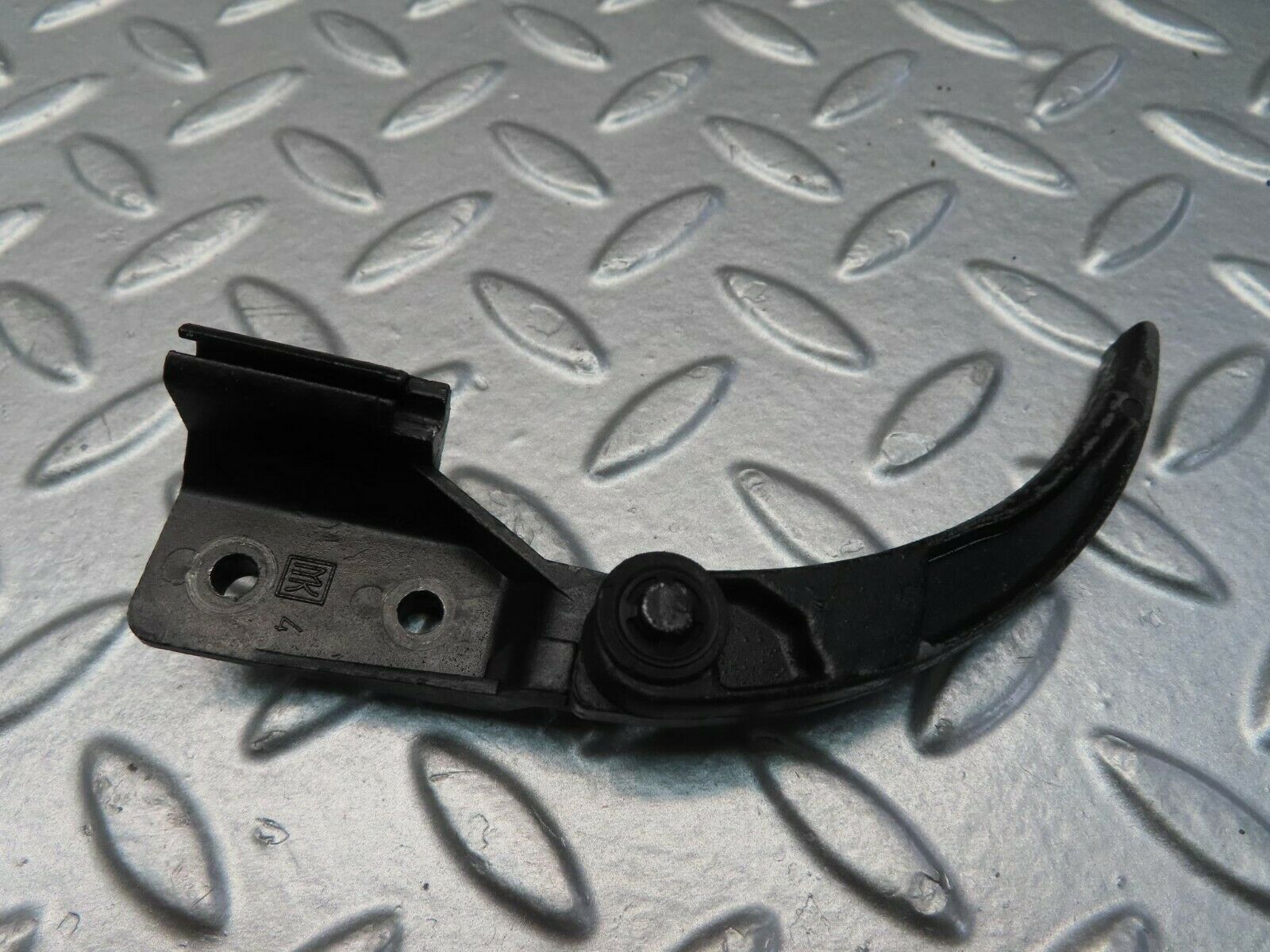 11565 Mercedes-Benz C123 230CE Coupe Hood Opener Bonnet Opener Release