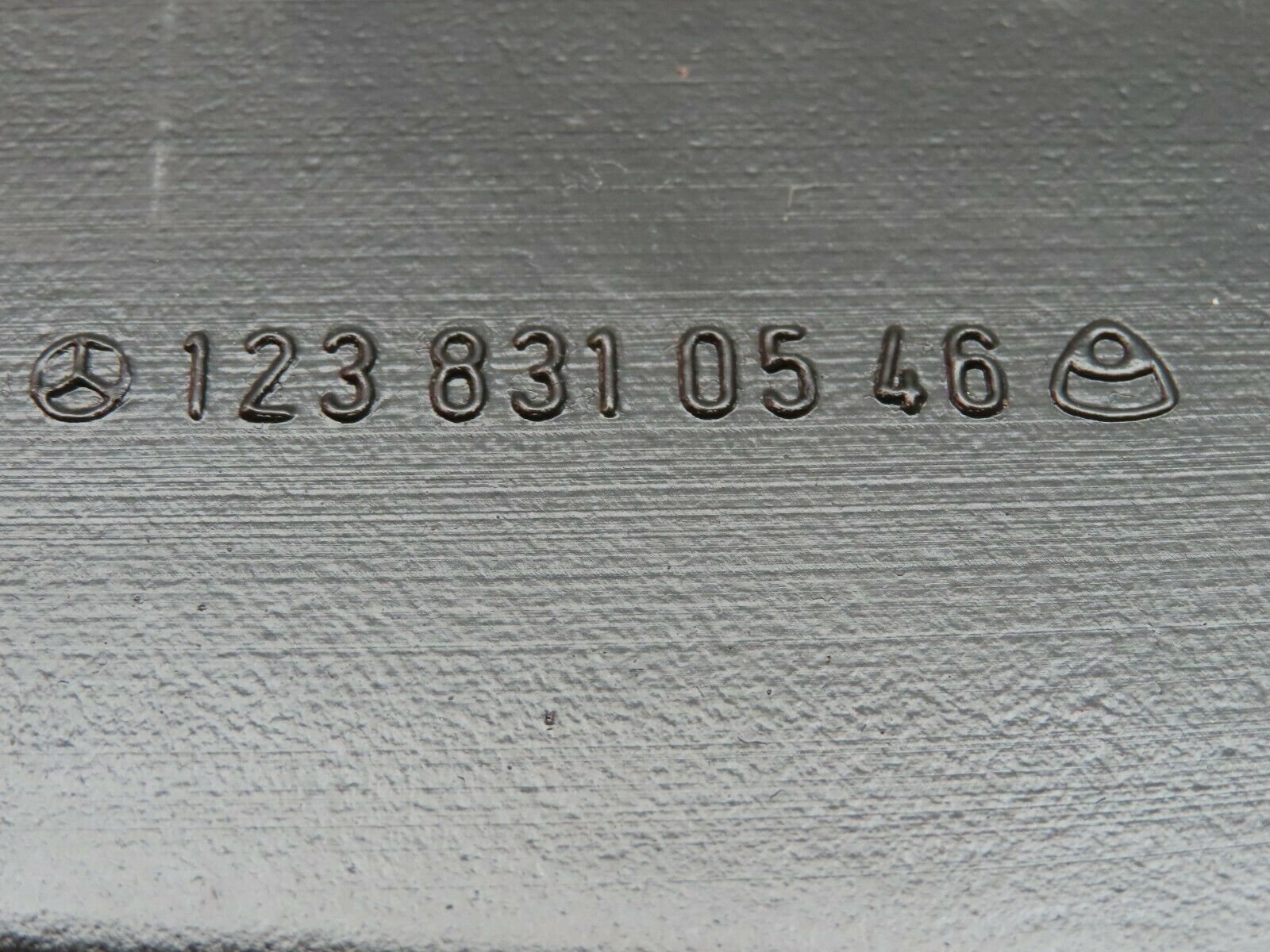 5690 Mercedes-Benz W123 200 Air Duct Vents Left Side 1238310546