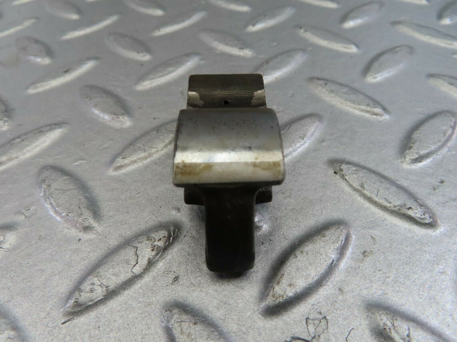 9870 Mercedes-Benz C123 280CE Coupe Valve Rocker Arm