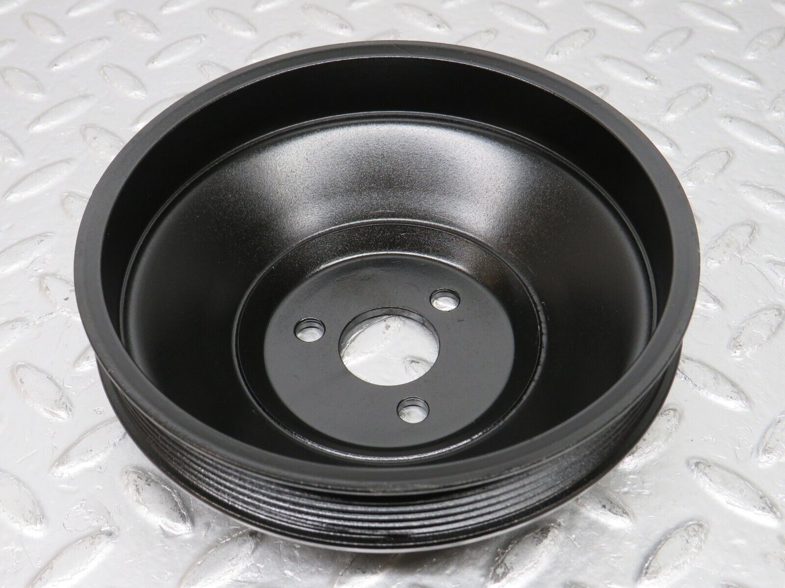 33755 Mercedes-Benz W201 190E 2.0L Power Steering Pump Pulley 2014600479