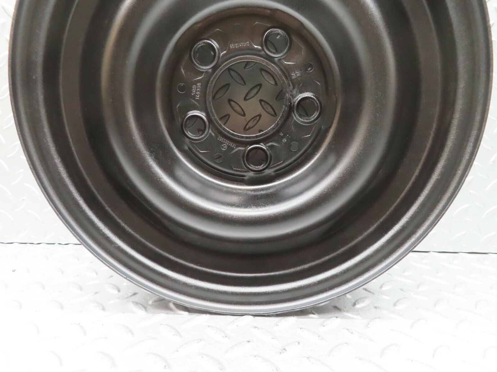 13322 Mercedes-Benz Steel Wheel 5.5Jx14H2 ET30 5x112 1234000302