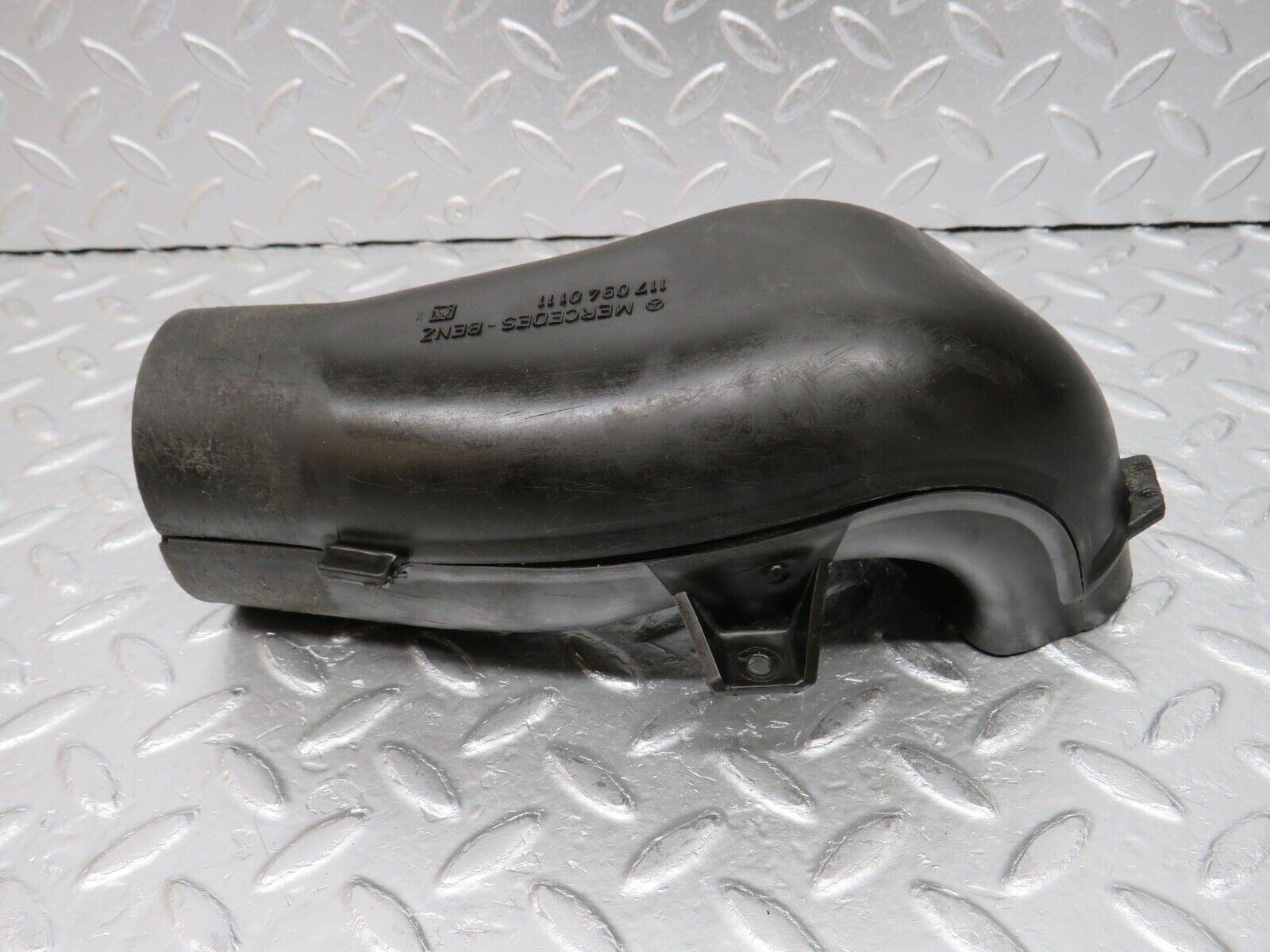 34290 Mercedes-Benz C126 380SEC Coupe Air Duct Right Side 1170940111