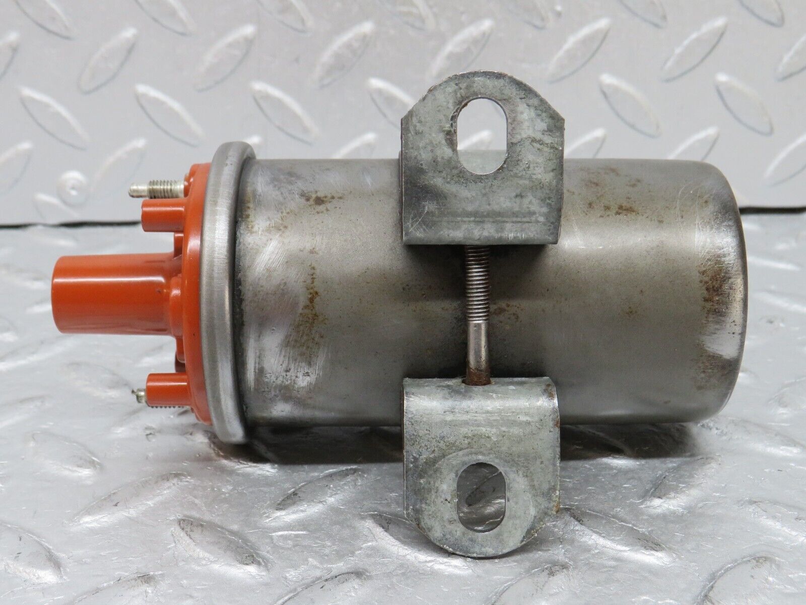 36647 Mercedes-Benz W201 190E 2.0L Ignition Coil Bosch 0001584003 0221118307