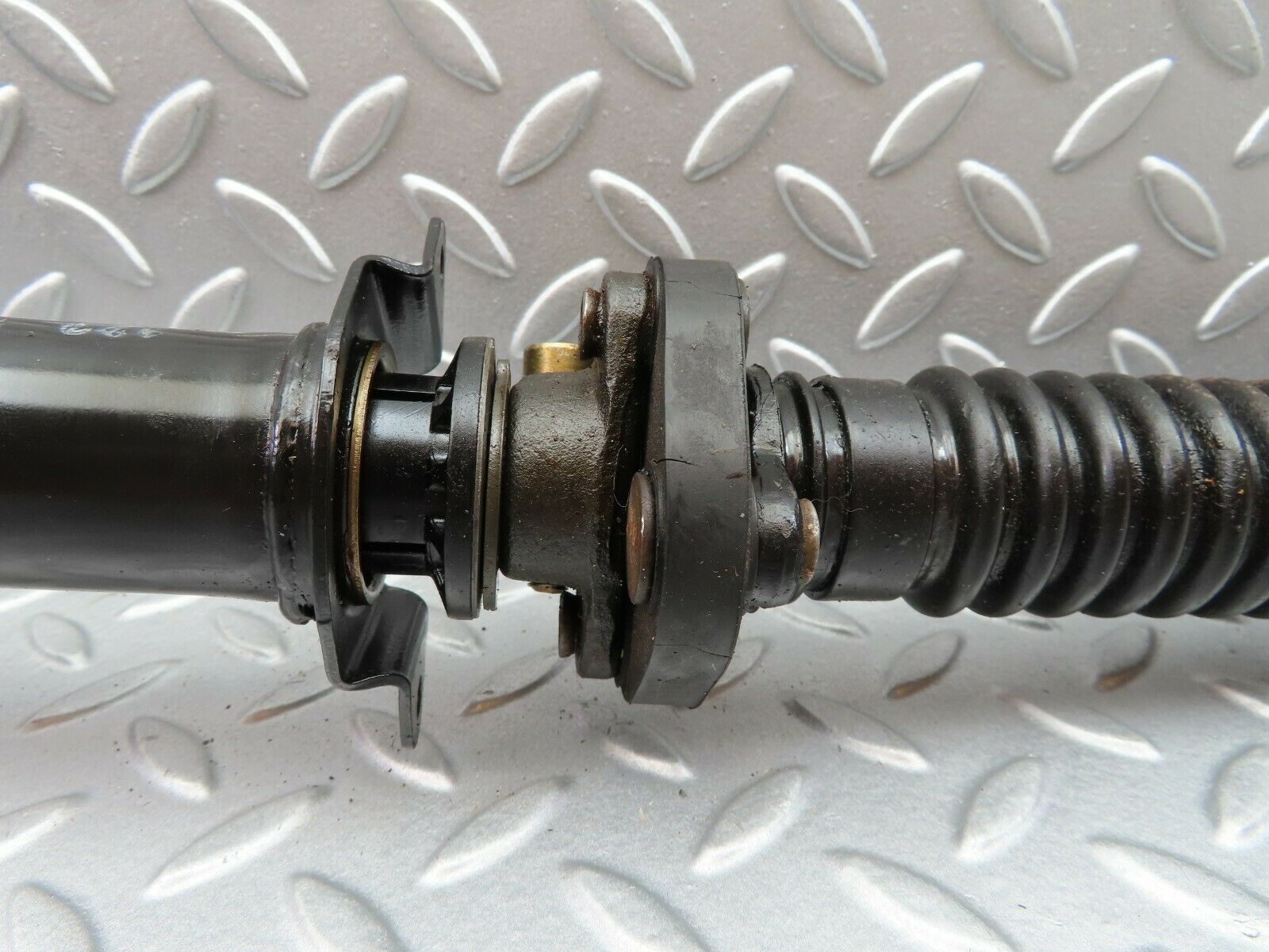 5904 Mercedes-Benz W123 200 Steering Column