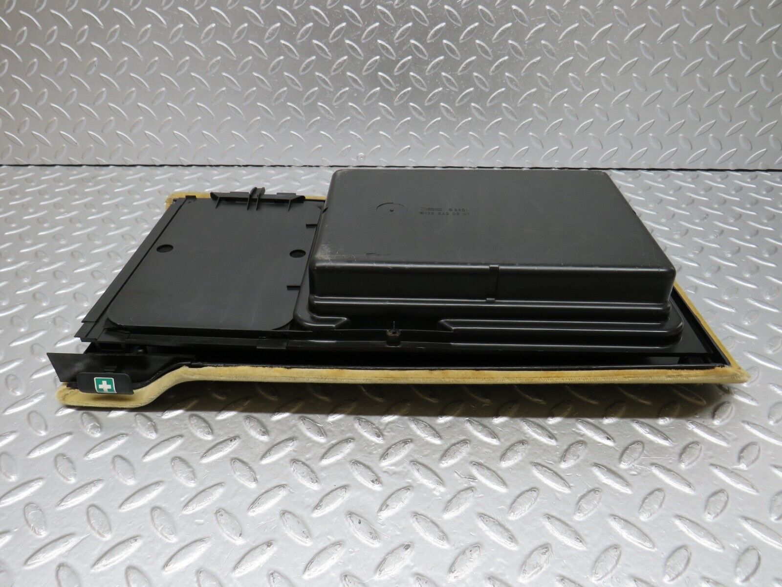 34388 Mercedes-Benz C126 380SEC Rear Right Parcel Shelf Storage 1268430207