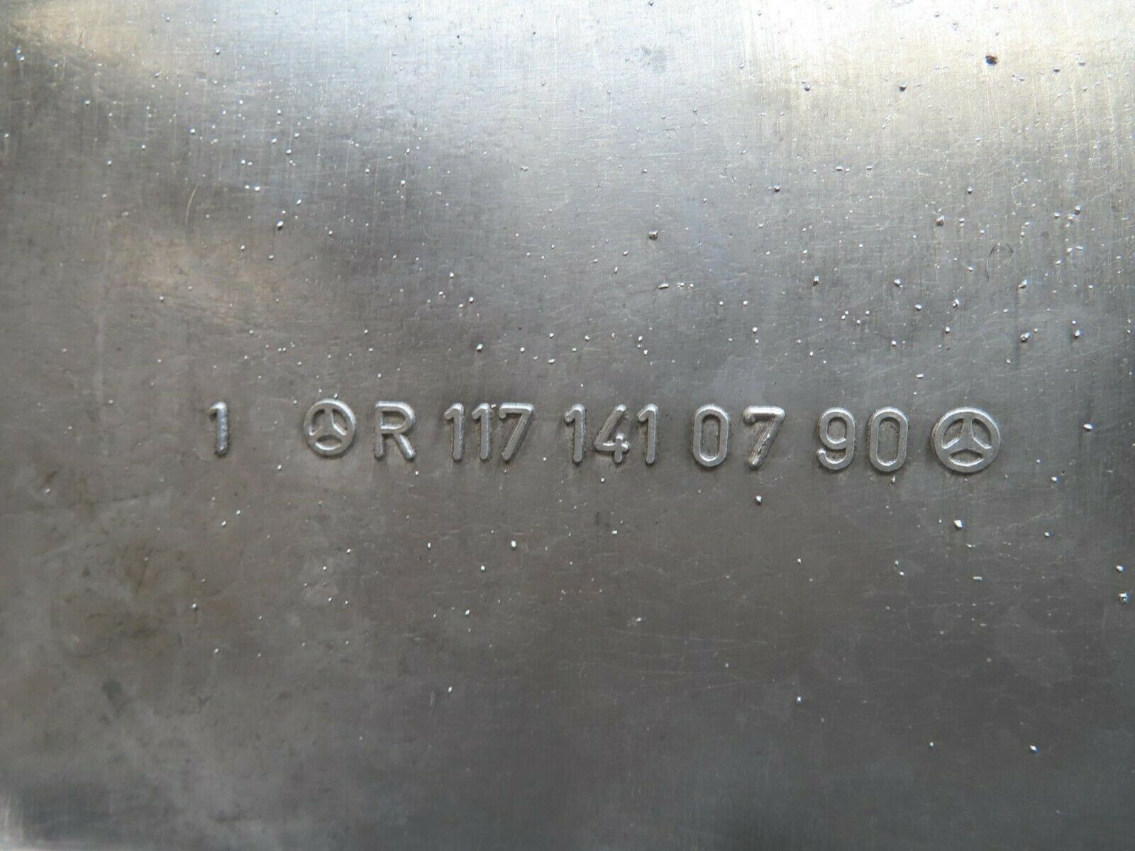 16596 Mercedes-Benz C107 380SLC Air Flow Mass Sensor 0438120114