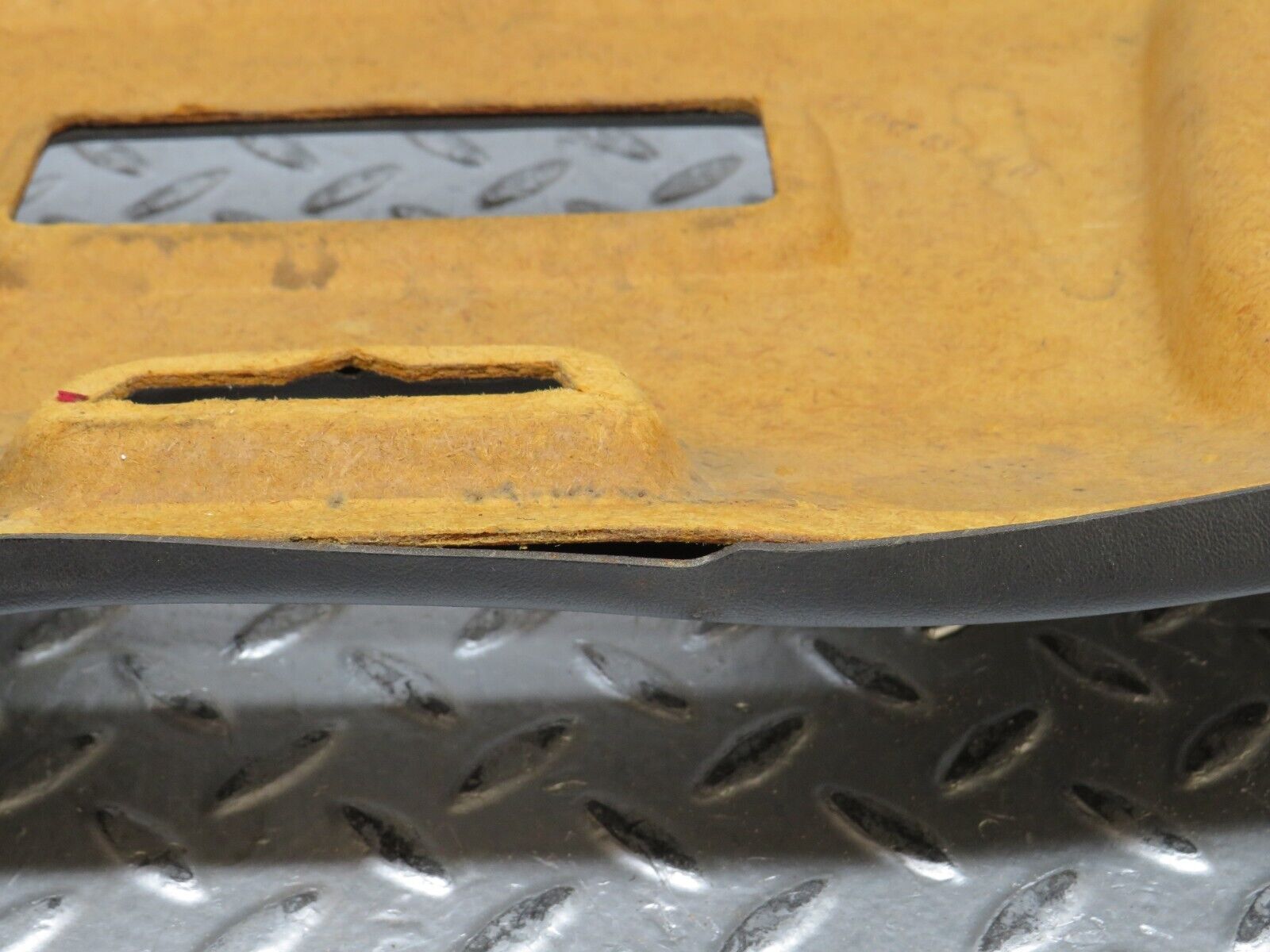 28201 Mercedes-Benz S123 240D Wagon Headlining Roof Panel Black