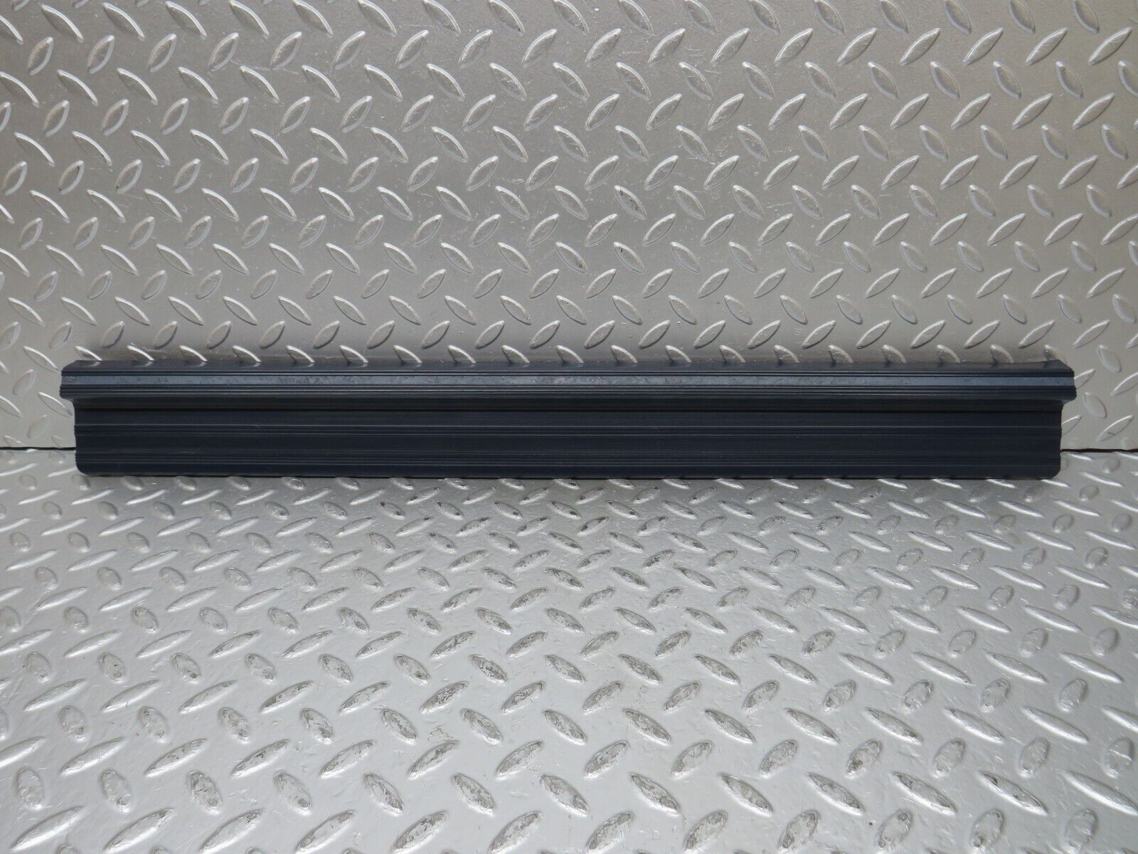 31958 Mercedes-Benz W123 230E Front Right Door Sill Trim Blue