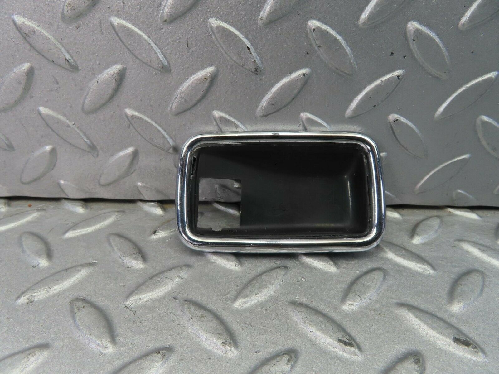 8657 Mercedes-Benz W108 Chrome Frame For Door Opener Left 1087660511