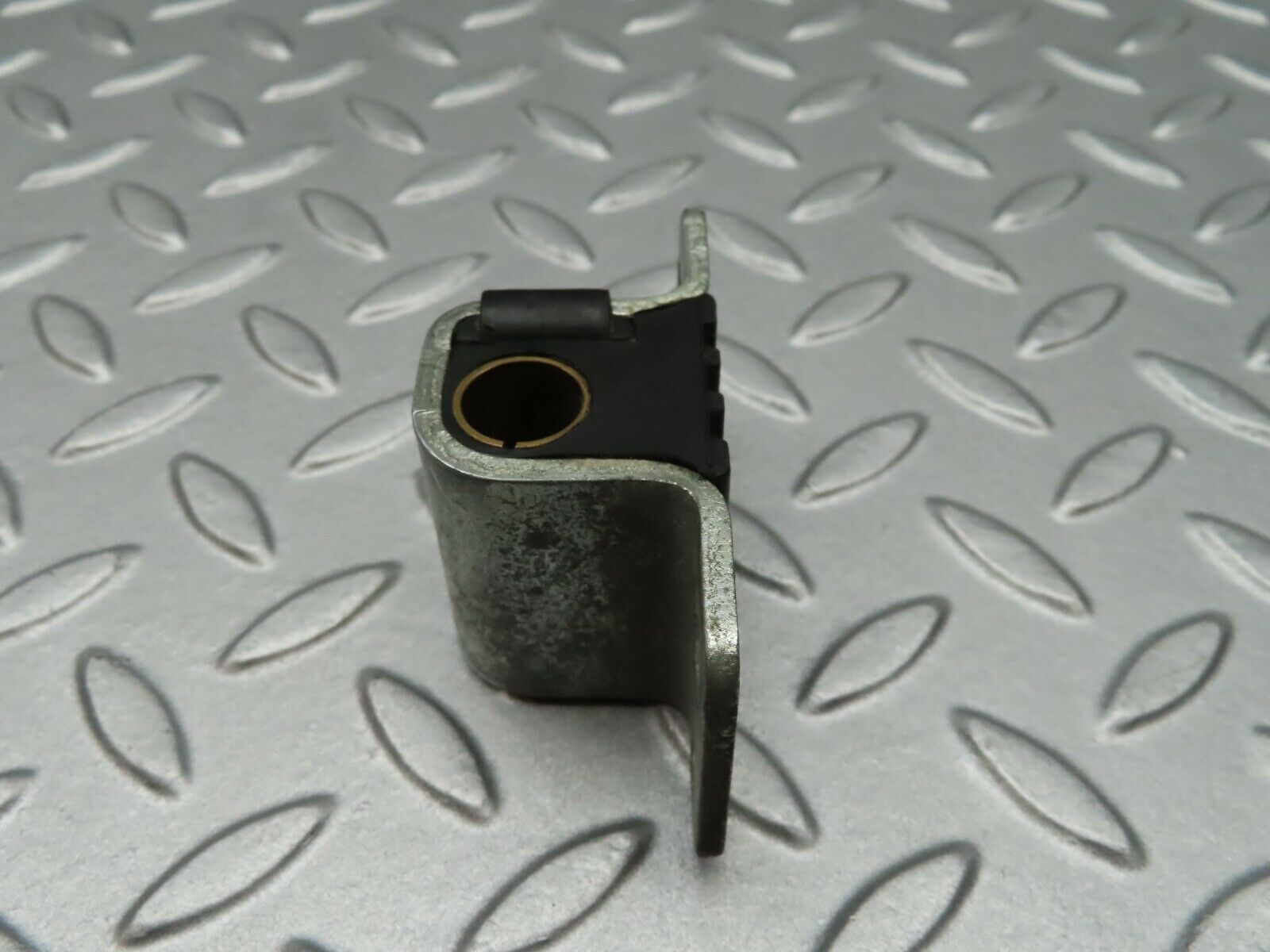 3723 Mercedes-Benz S123 200T Wagon Door Lock Latch Right Side