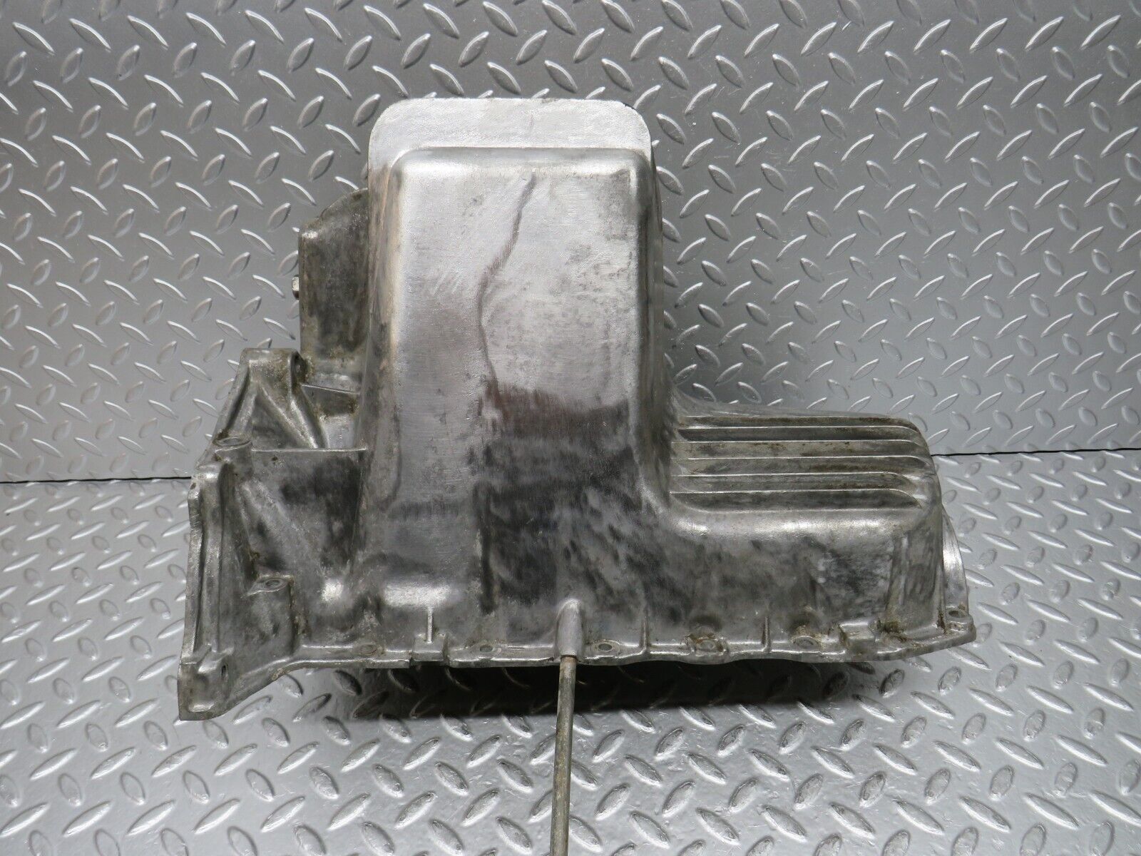 30158 Porsche 924 Oil Pan Oil Sump 048103603