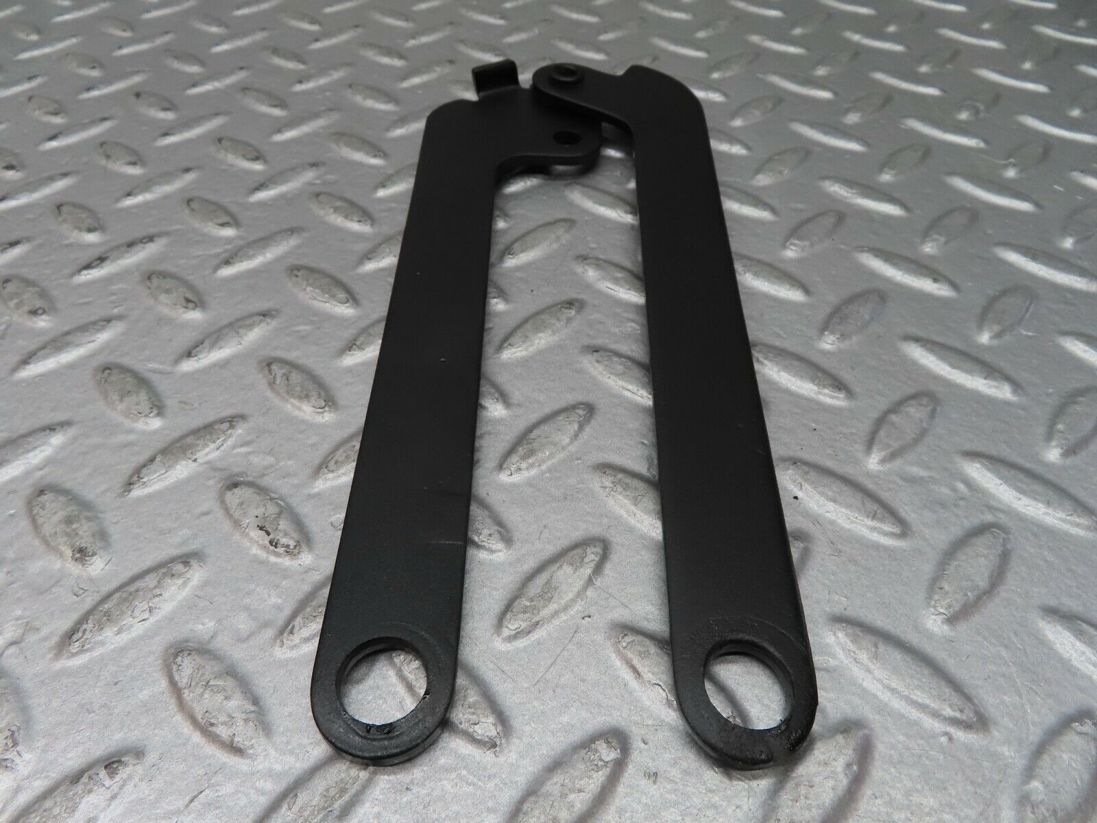 20373 Mercedes-Benz W114 280CE Coupe Bonnet Hinge Right Side