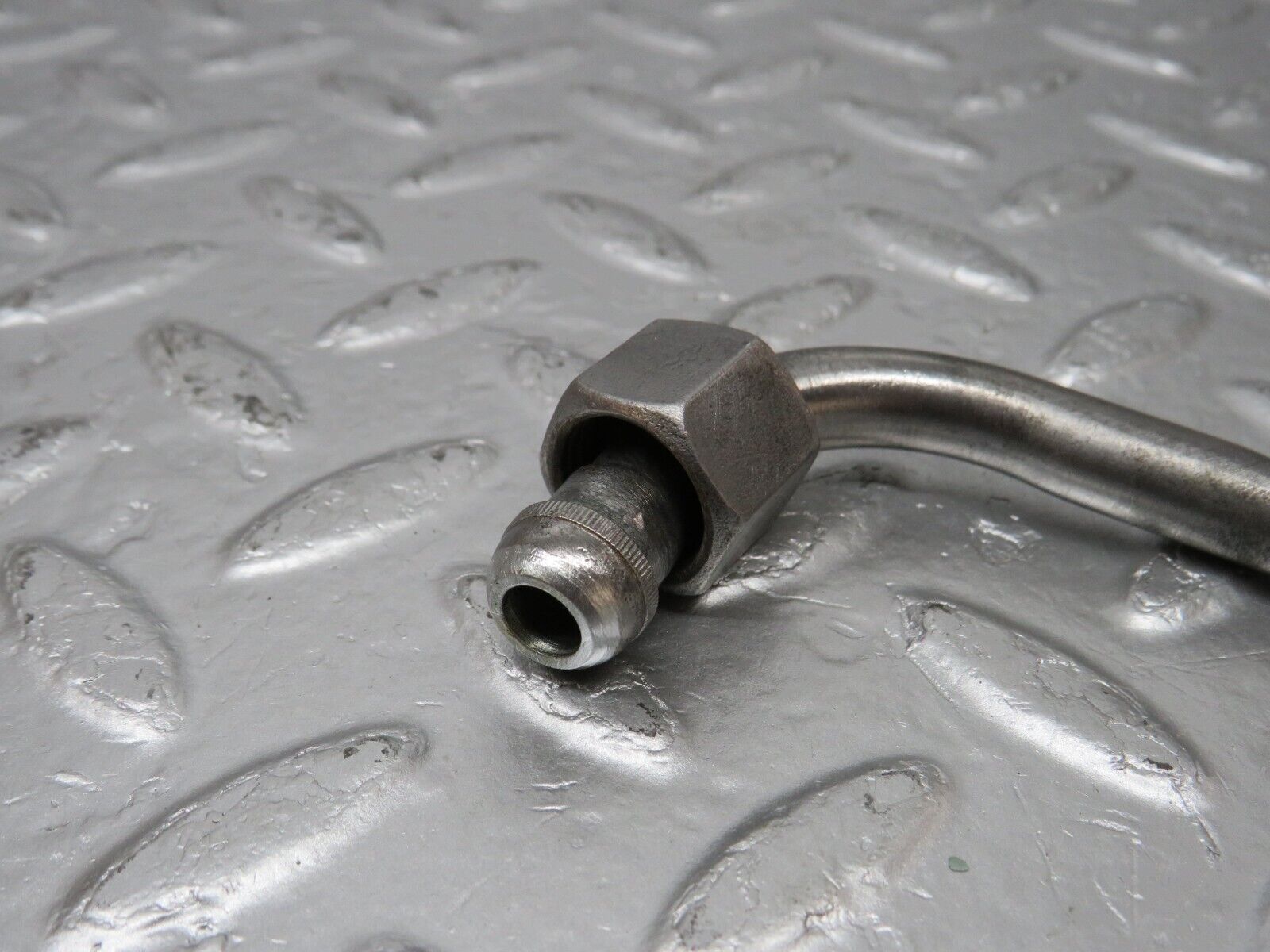 34180 Mercedes-Benz W124 260E Power Steering Hose Pipe