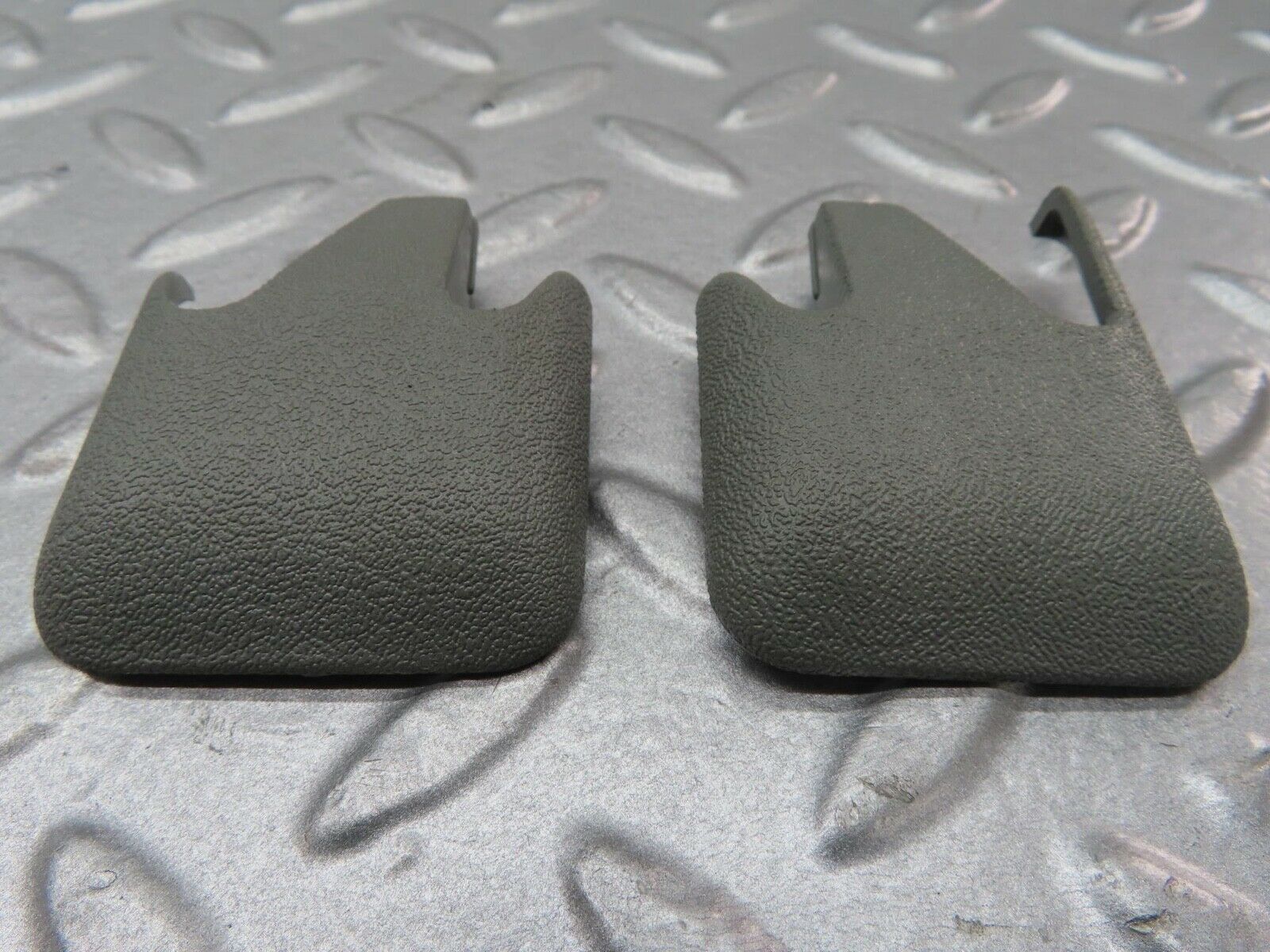 16499 Mercedes-Benz W124 260E Front Seat Rail Trim Cover 1246842118