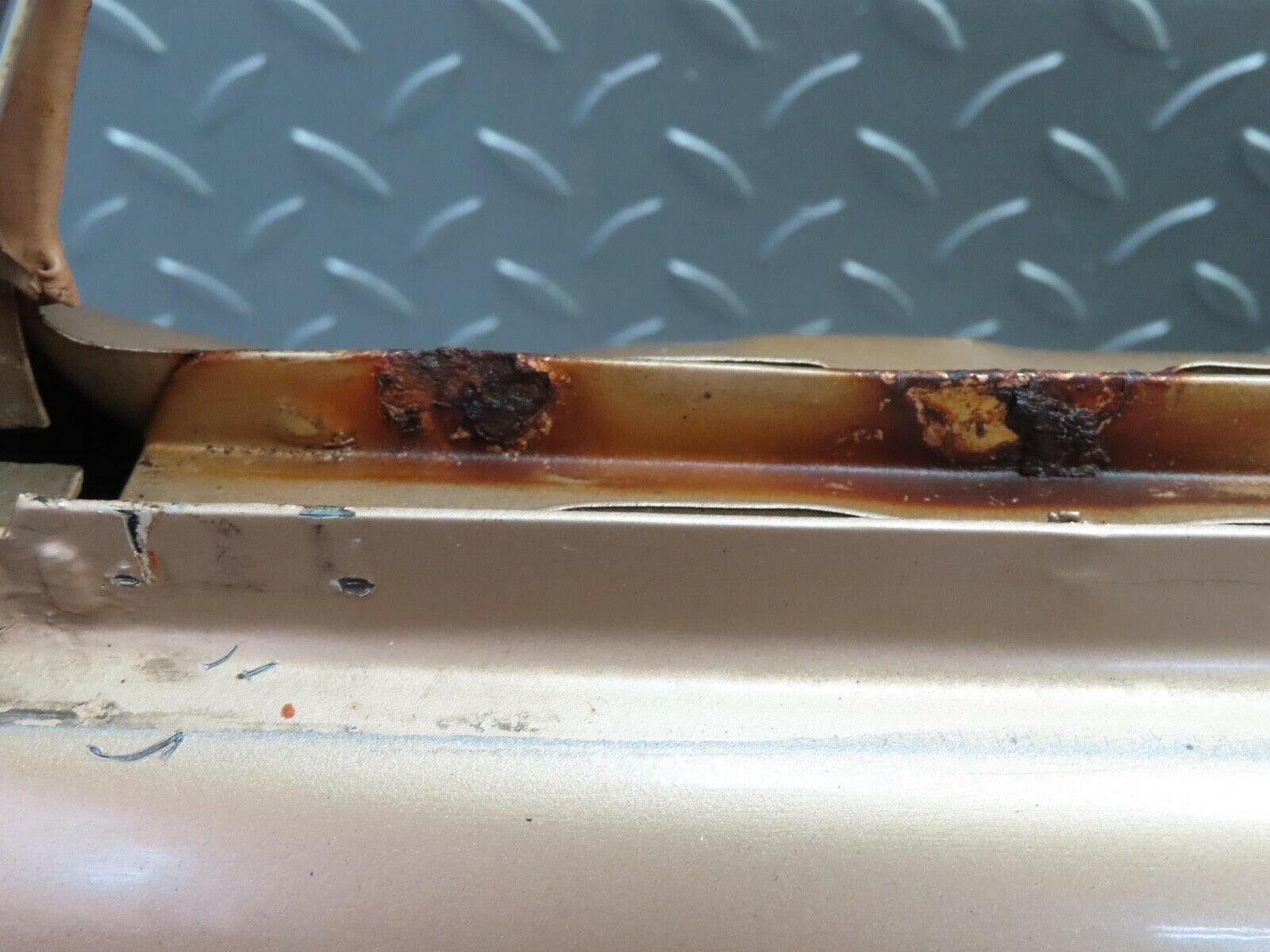 15812 Mercedes-Benz W123 280E Rear Right Door