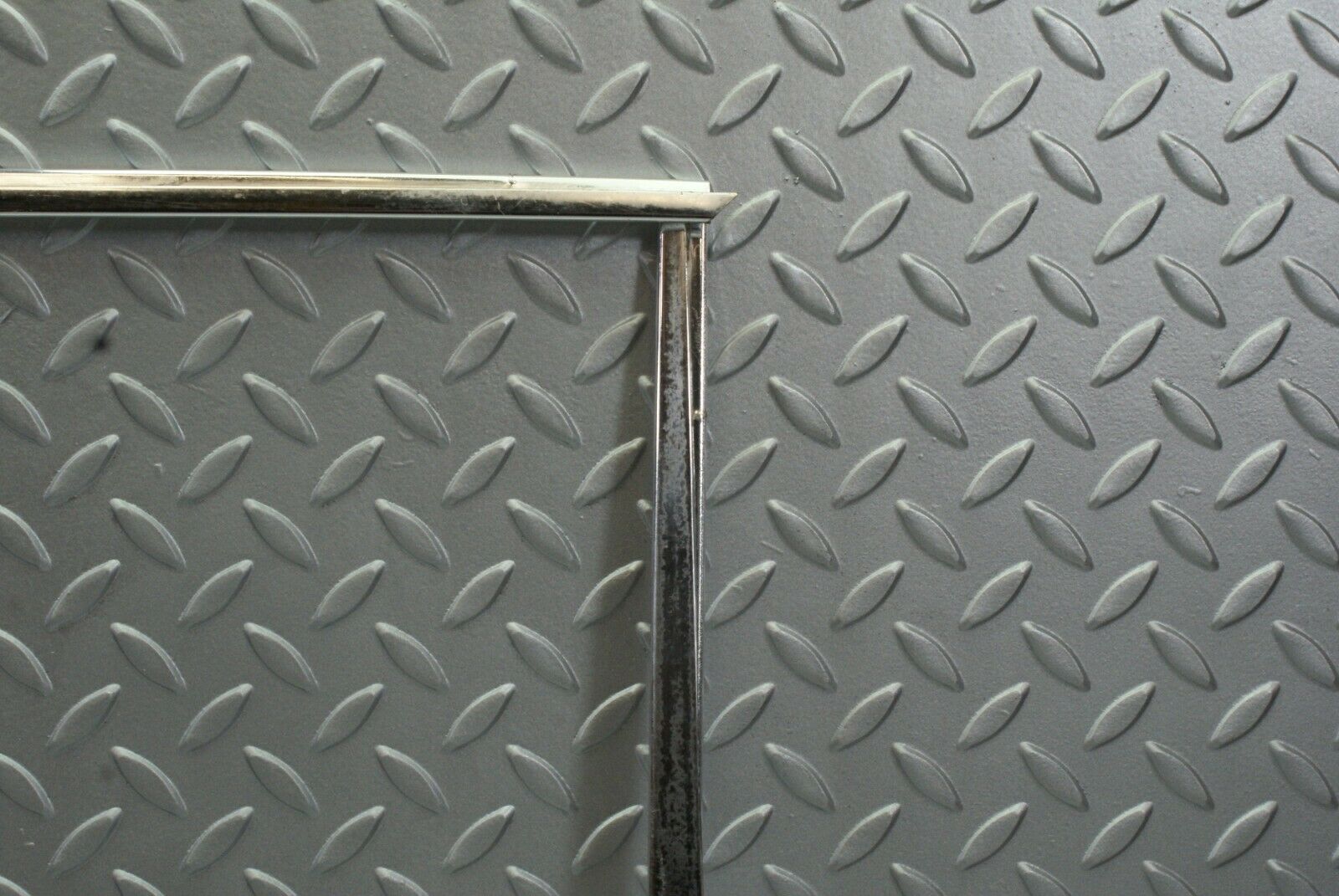 2639 Mercedes-Benz W116 350SE Door Chrome Window Frame Rear Right