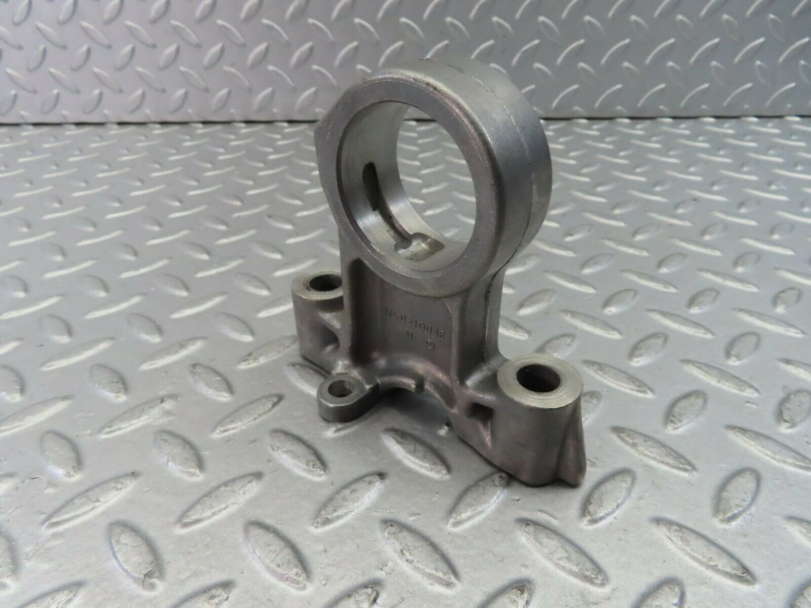 9127 Mercedes-Benz W108 Camshaft Tower Bearing 1140510016