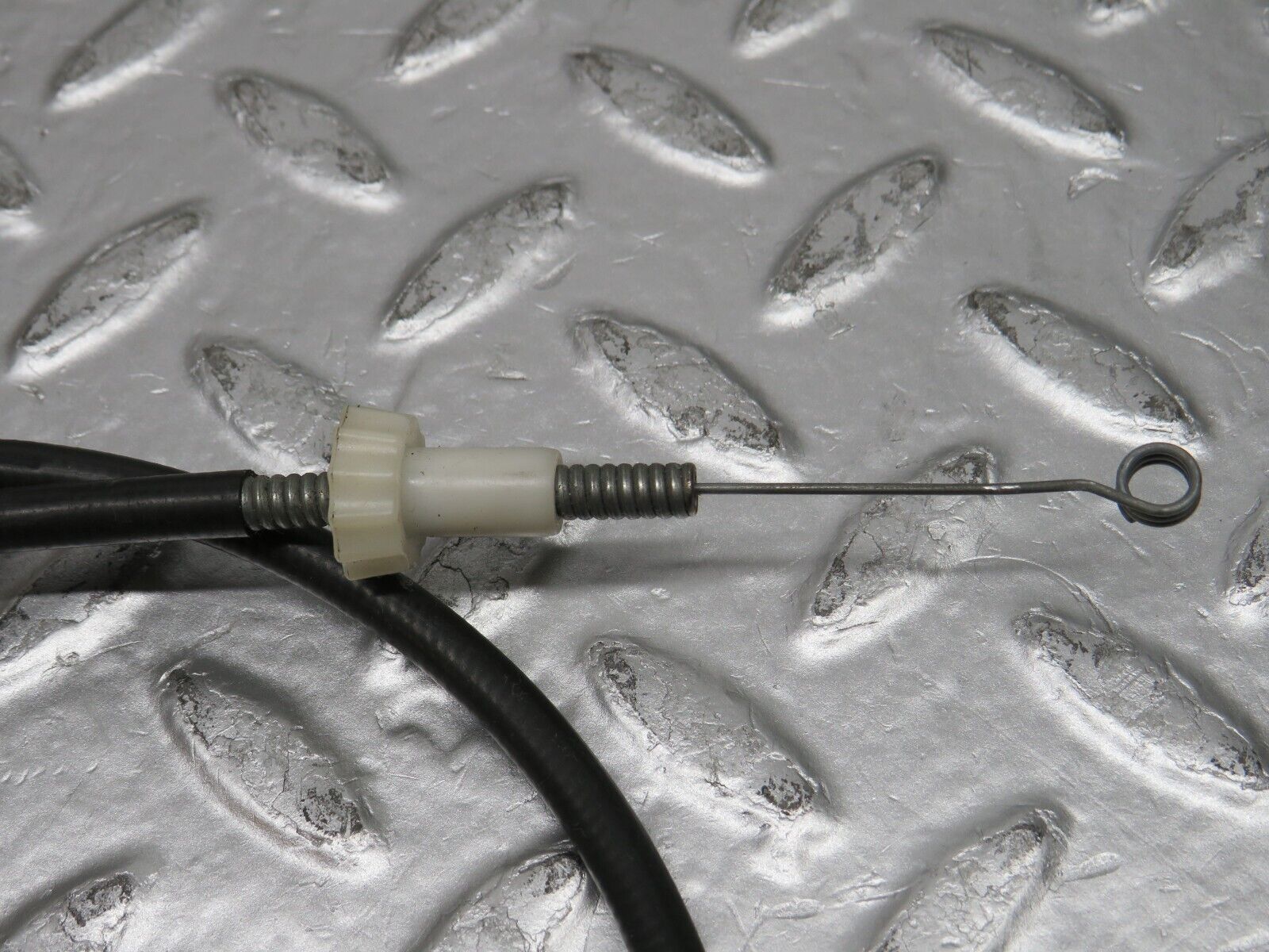 31521 Mercedes-Benz S124 220TE Wagon Heater Control Cable