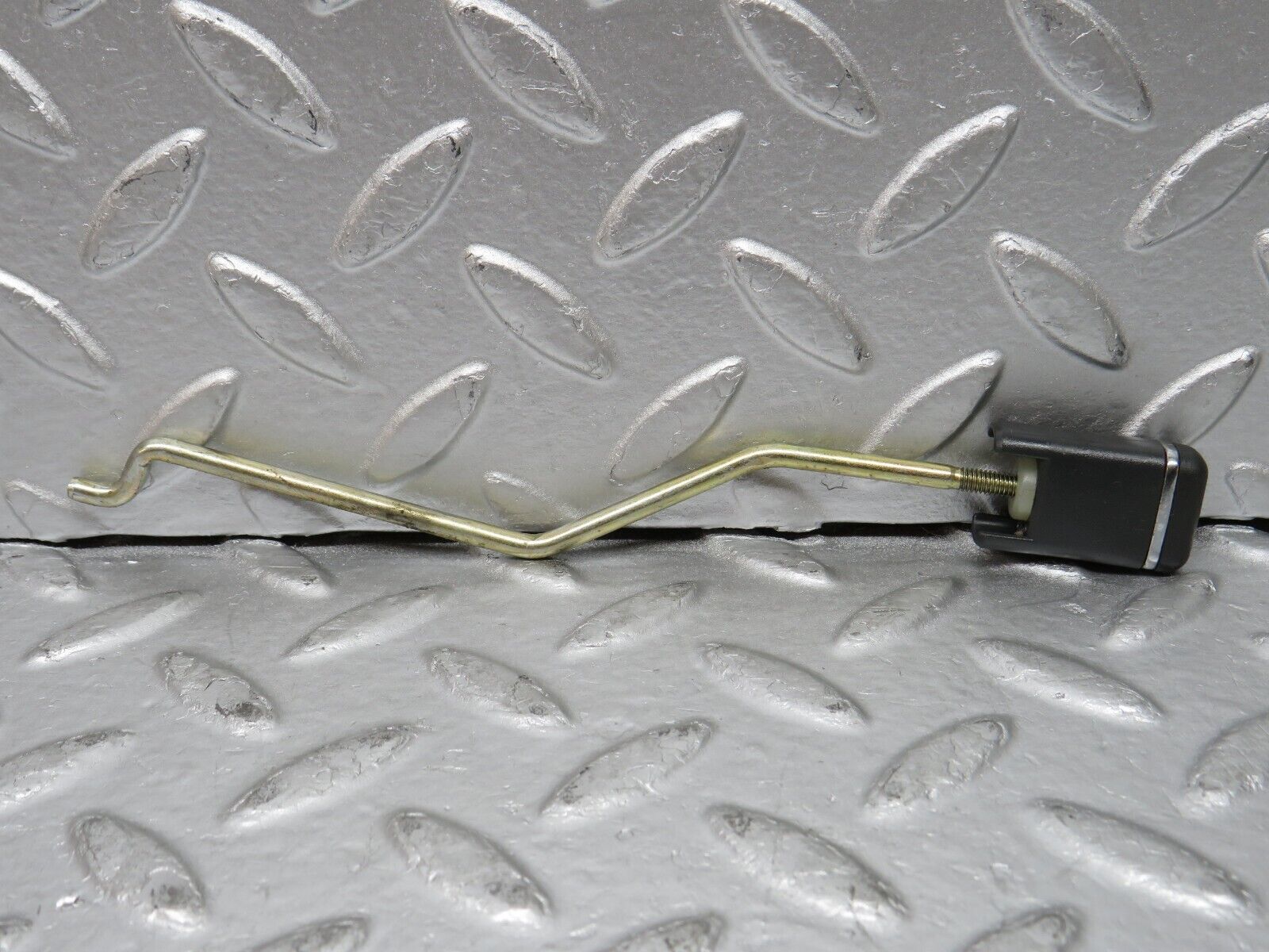 32283 Mercedes-Benz W220 S430 Front Left Door Lock Knob Handle