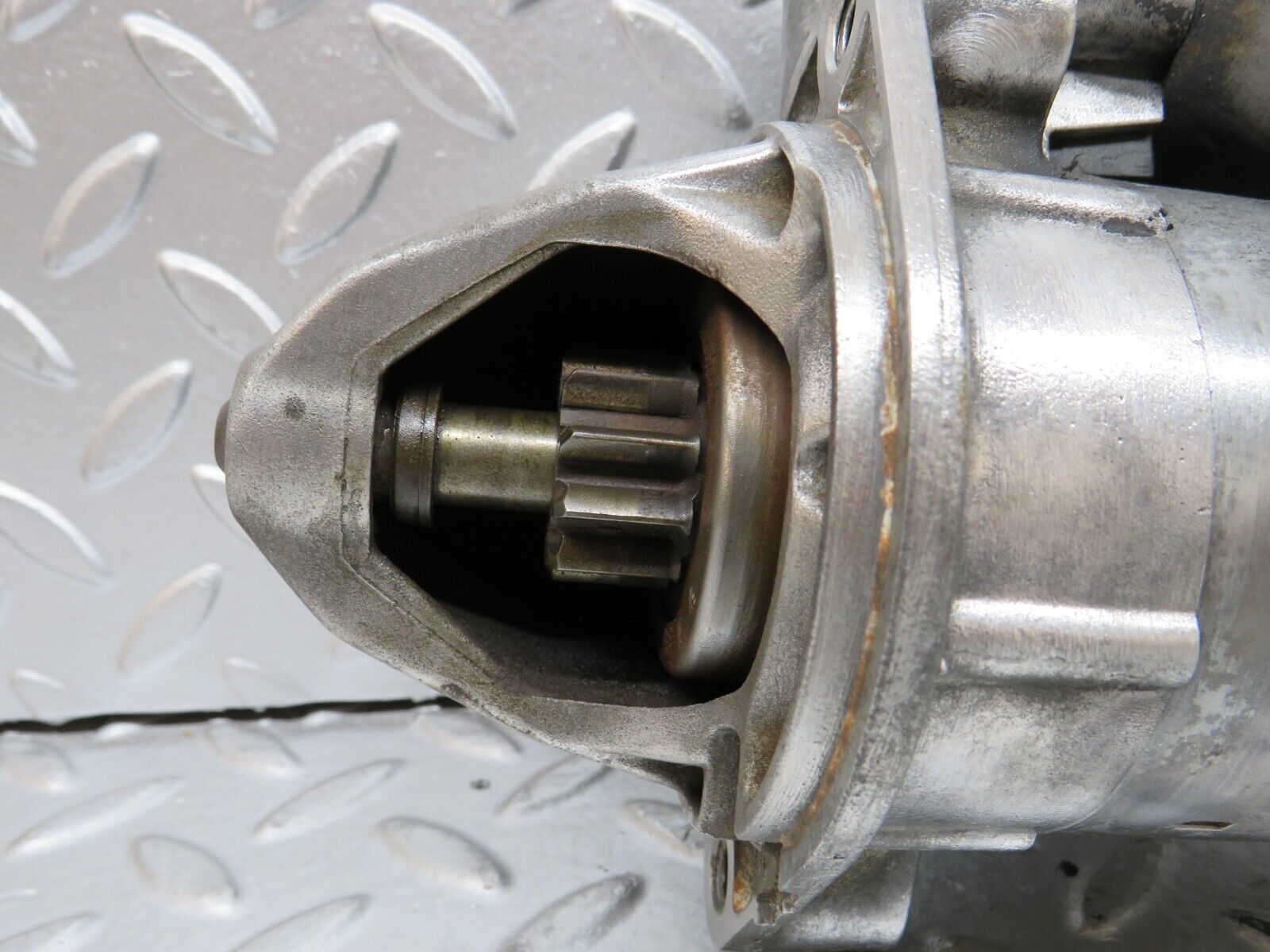 29019 Mercedes-Benz C124 320CE Coupe Starter Motor Bosch 0001110112