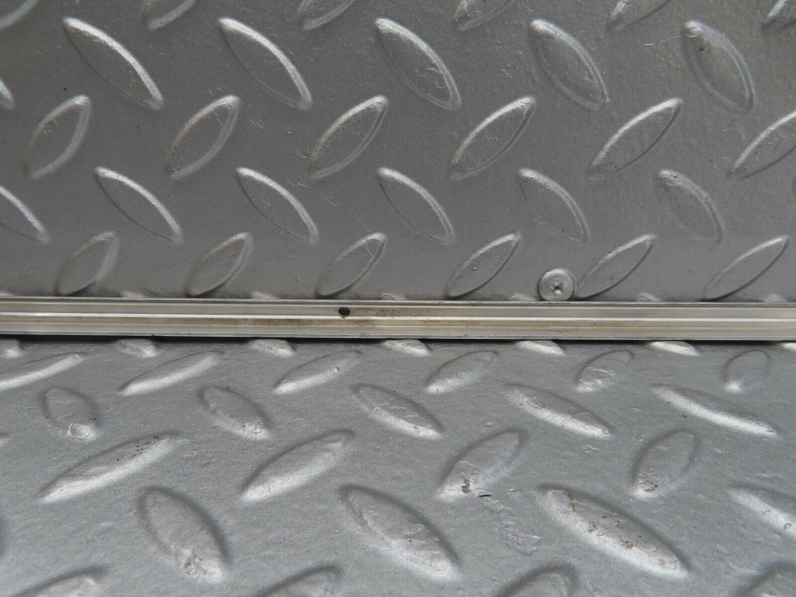 16020 Mercedes-Benz W123 280E Sunroof Chrome Trim