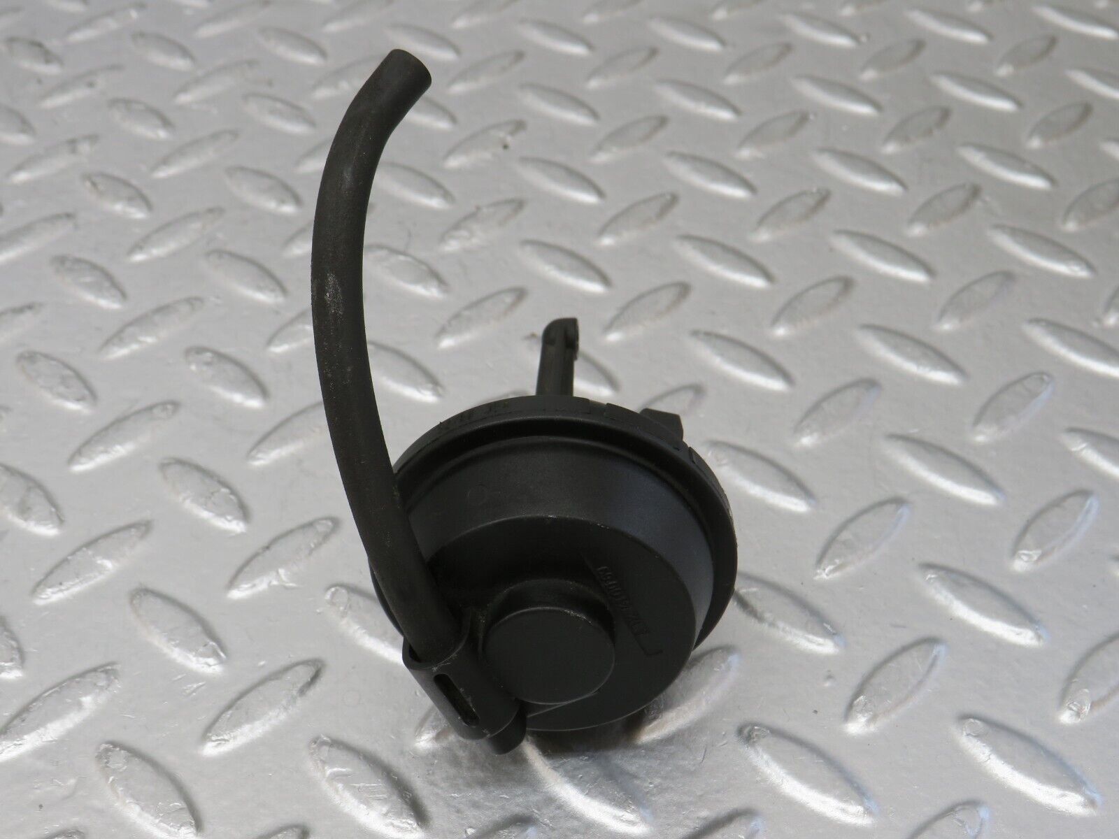 35064 Mercedes-Benz W210 320E Vacuum Valve 1121410069