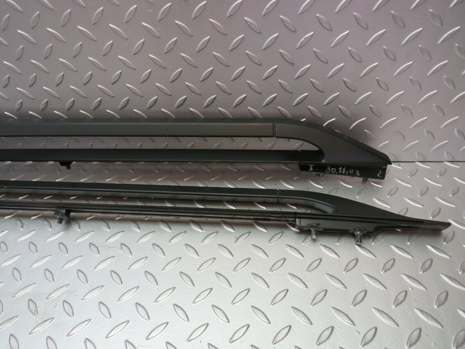 24450 Mercedes-Benz S124 220TE Wagon Roof Rack Rails Pair
