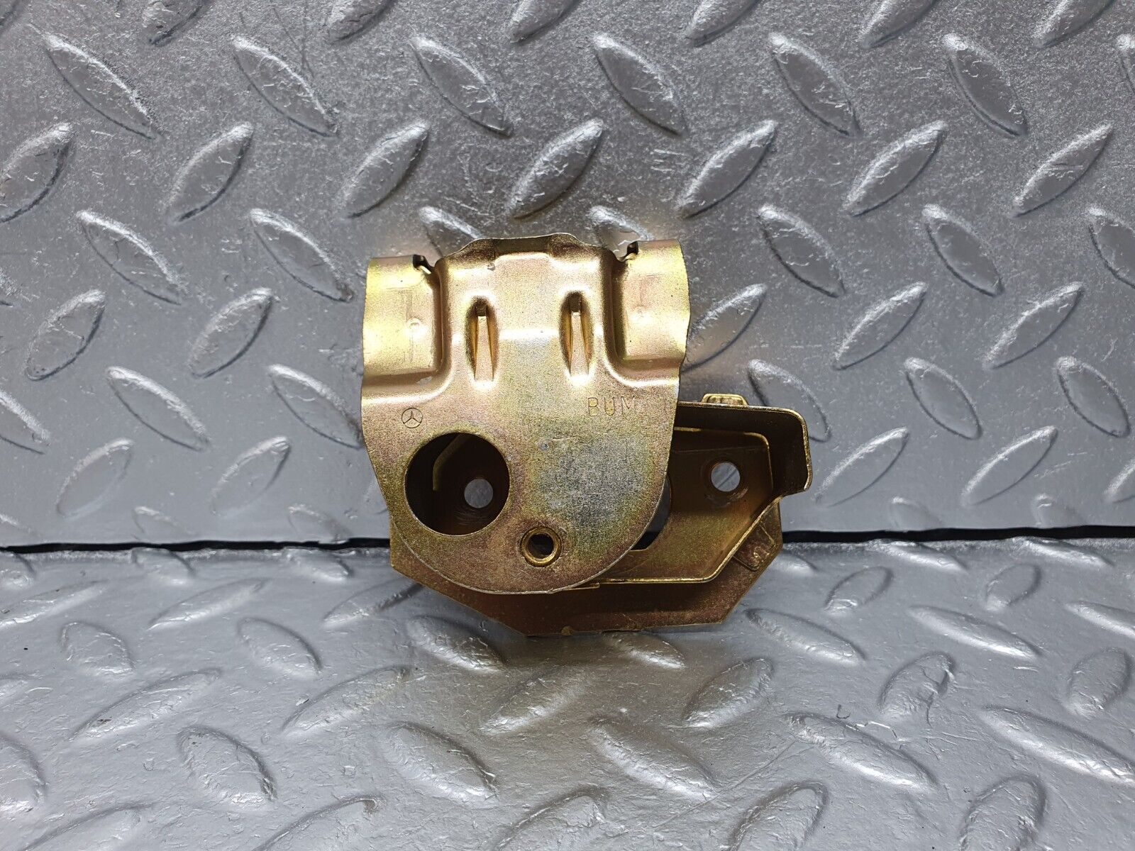 41281 Mercedes-Benz W126 300SE Trunk Lock