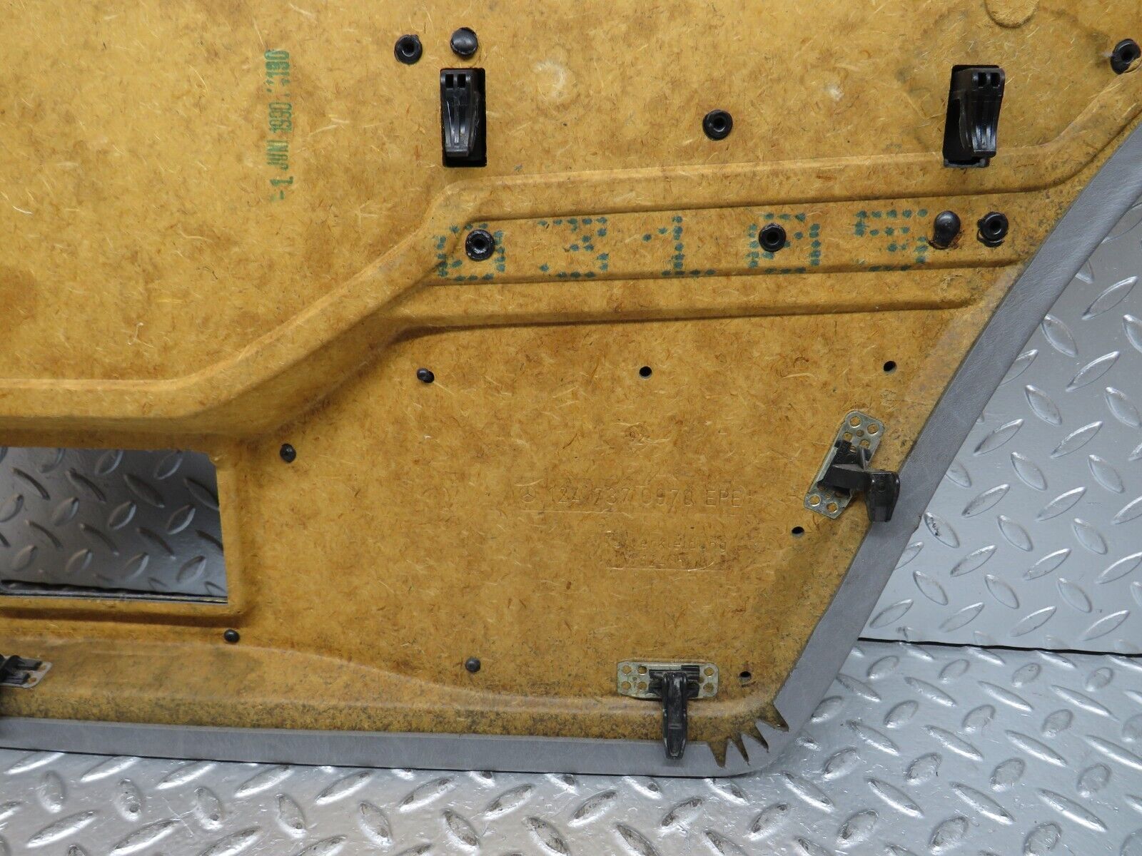 30243 Mercedes-Benz W124 230E Rear Left Door Card Grey 1247370970