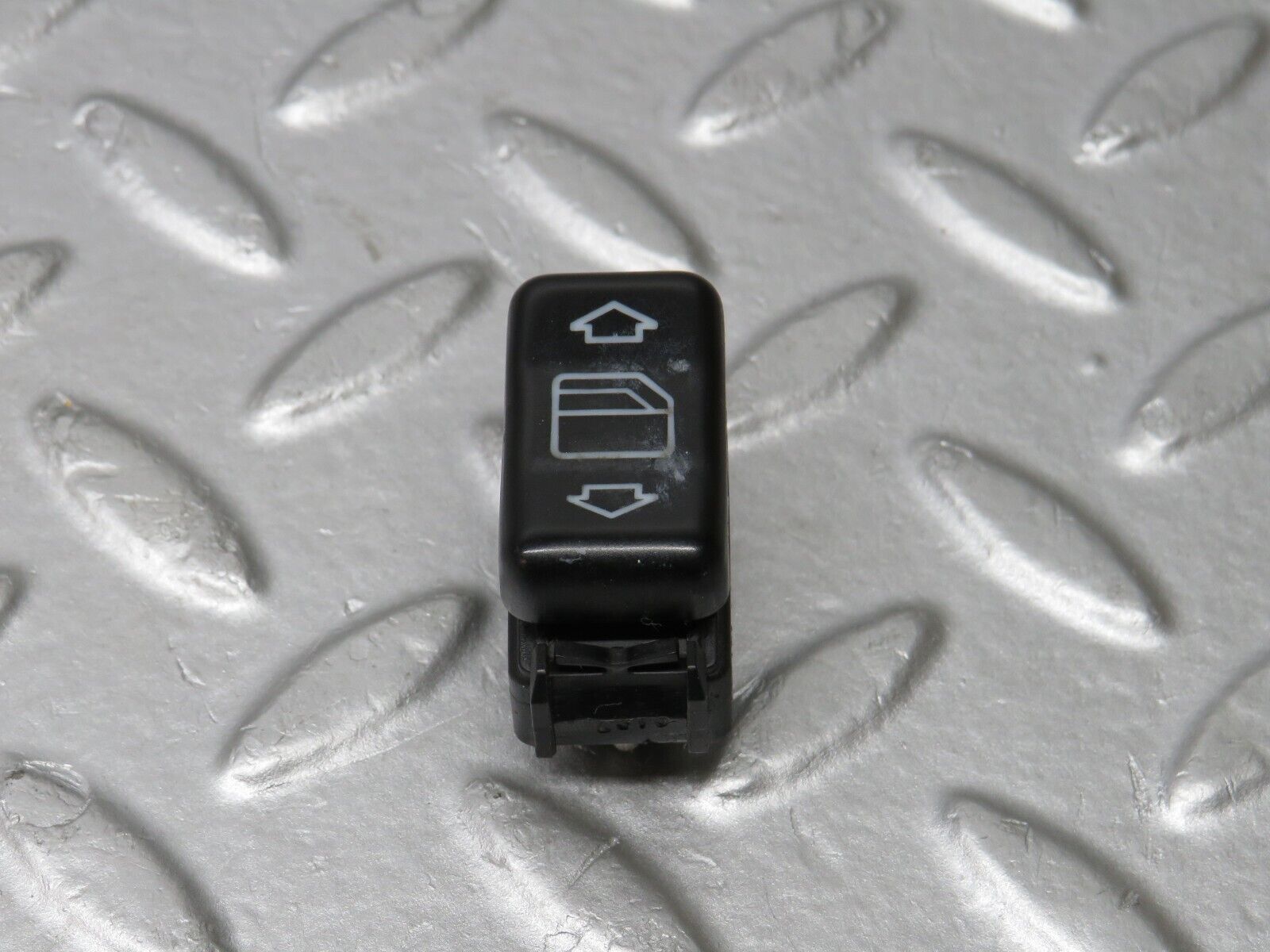 38964 Mercedes-Benz W201 190E 2.6L Electric Window Switch Right 1248204510