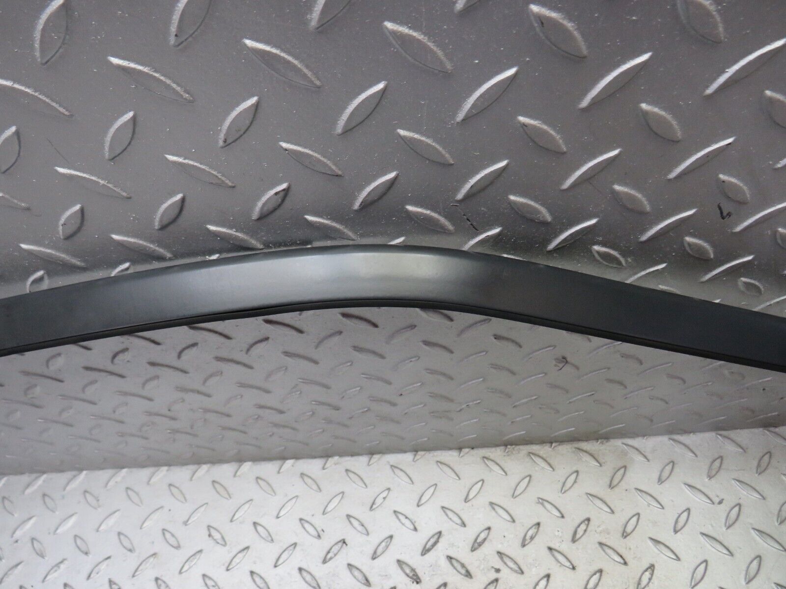 34236 Mercedes-Benz W124 260E Roof Chrome Trim Right Side 1246900497