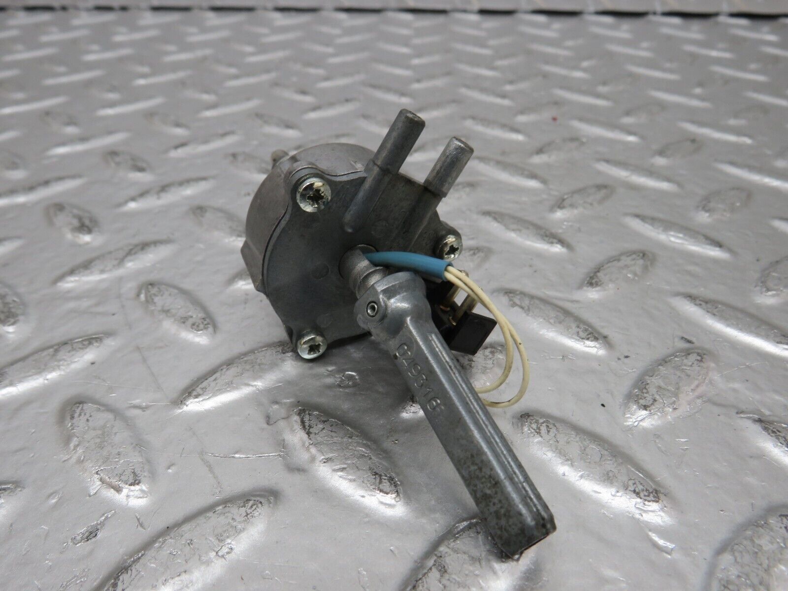 25192 Mercedes-Benz W201 190D Heater Control Switch 2018300285