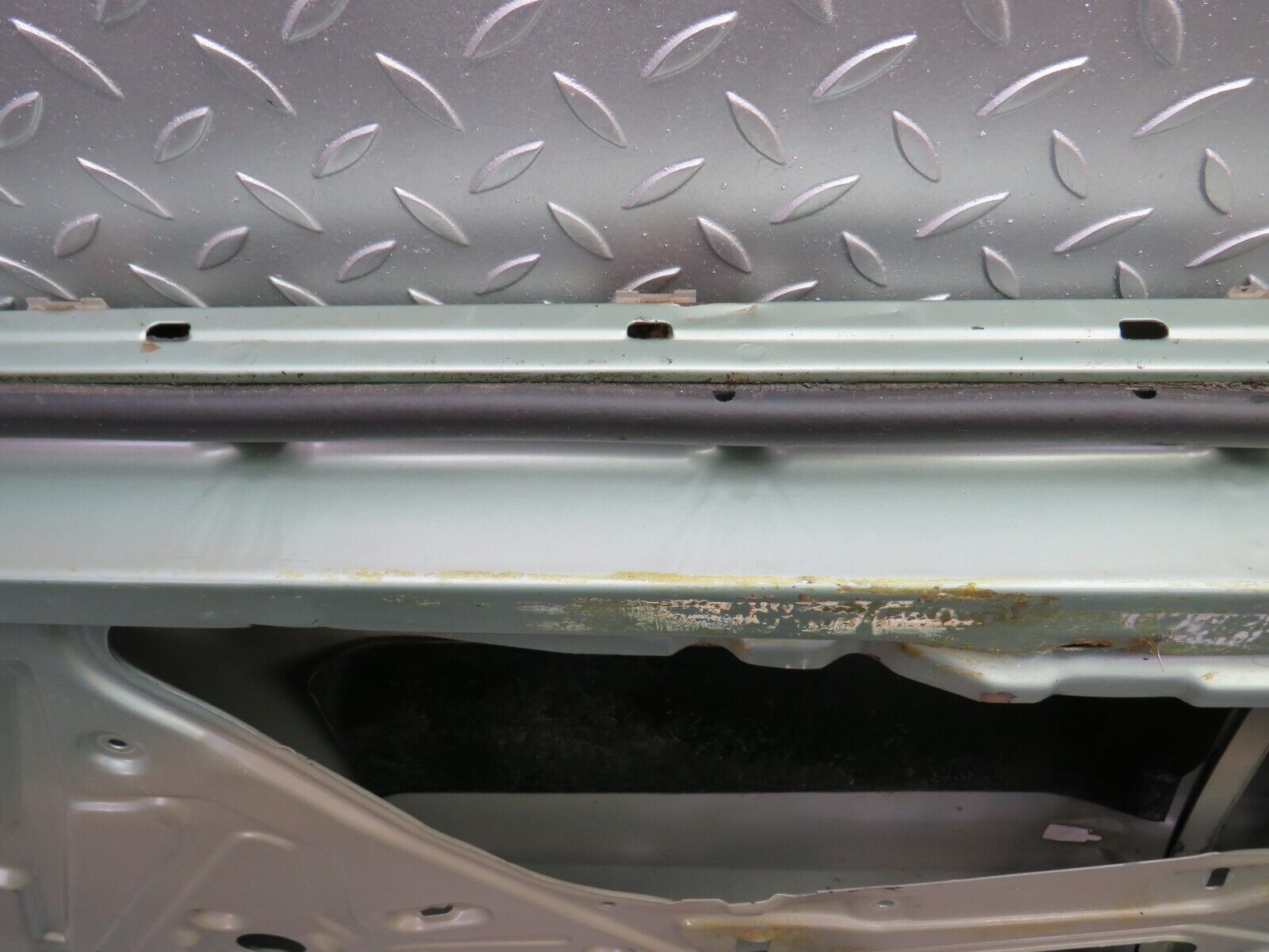 34239 Mercedes-Benz W124 260E Front Left Door