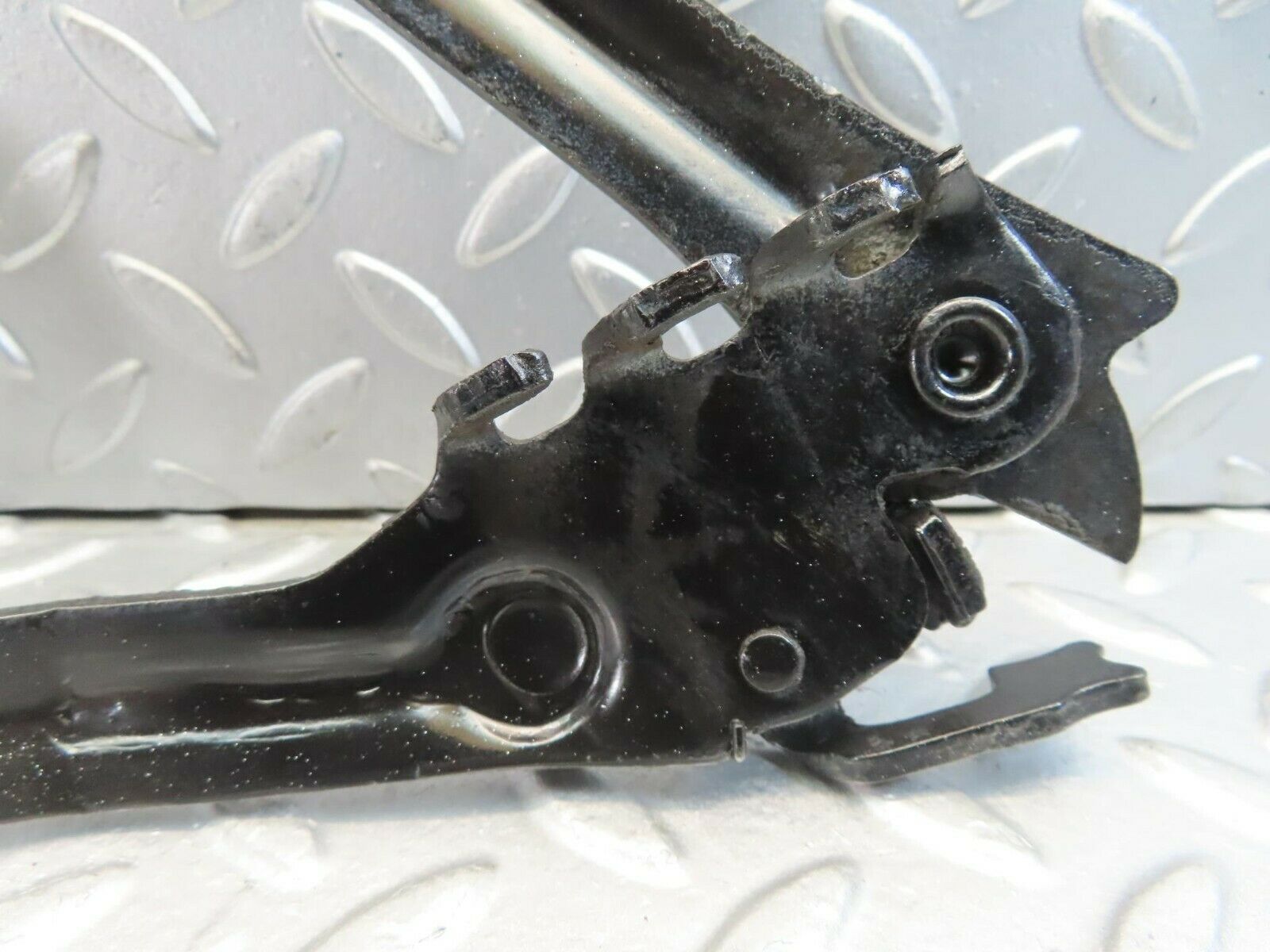 11465 Mercedes-Benz C123 230CE Coupe Bonnet Hinge Right Side