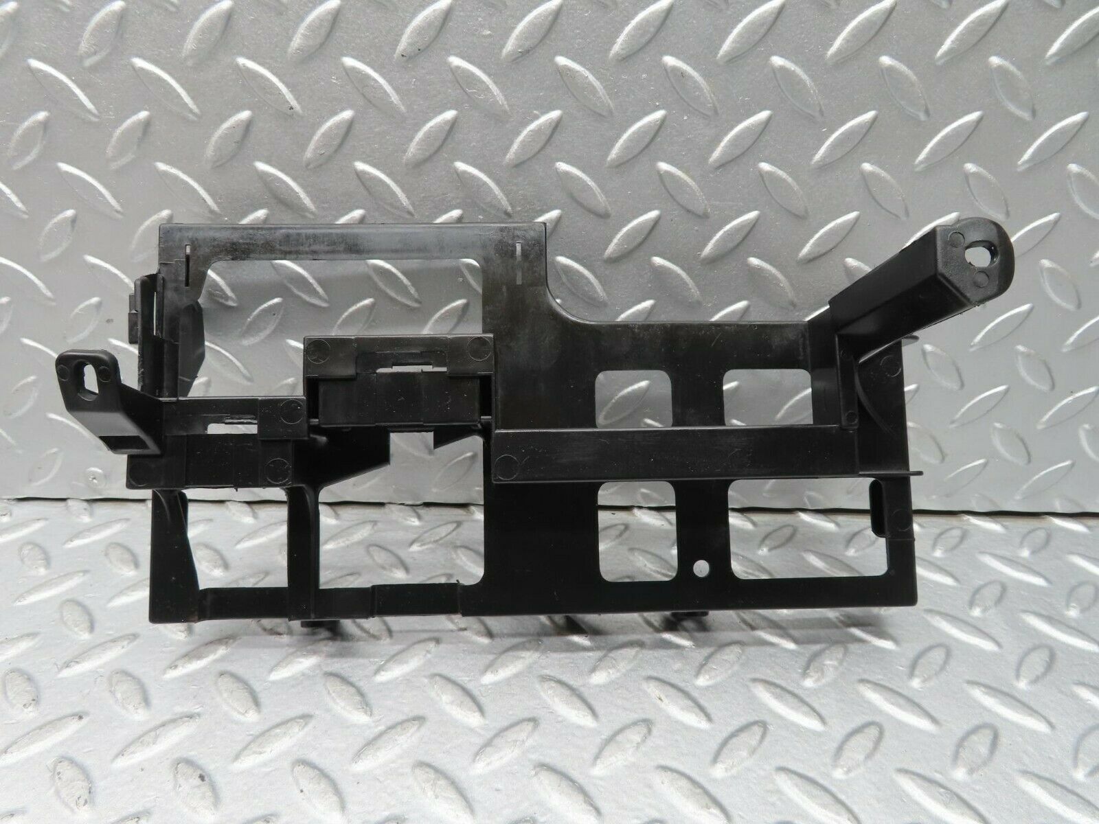 16364 Mercedes-Benz W124 260E ECU And Relay Bracket 1245455240