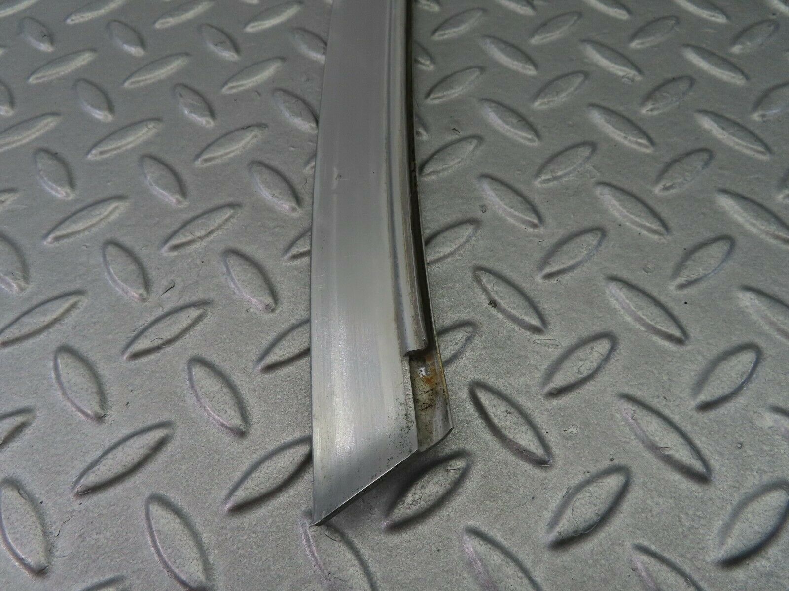 7919 Mercedes-Benz W115 220D Rear Left C Pillar Chrome Moulding