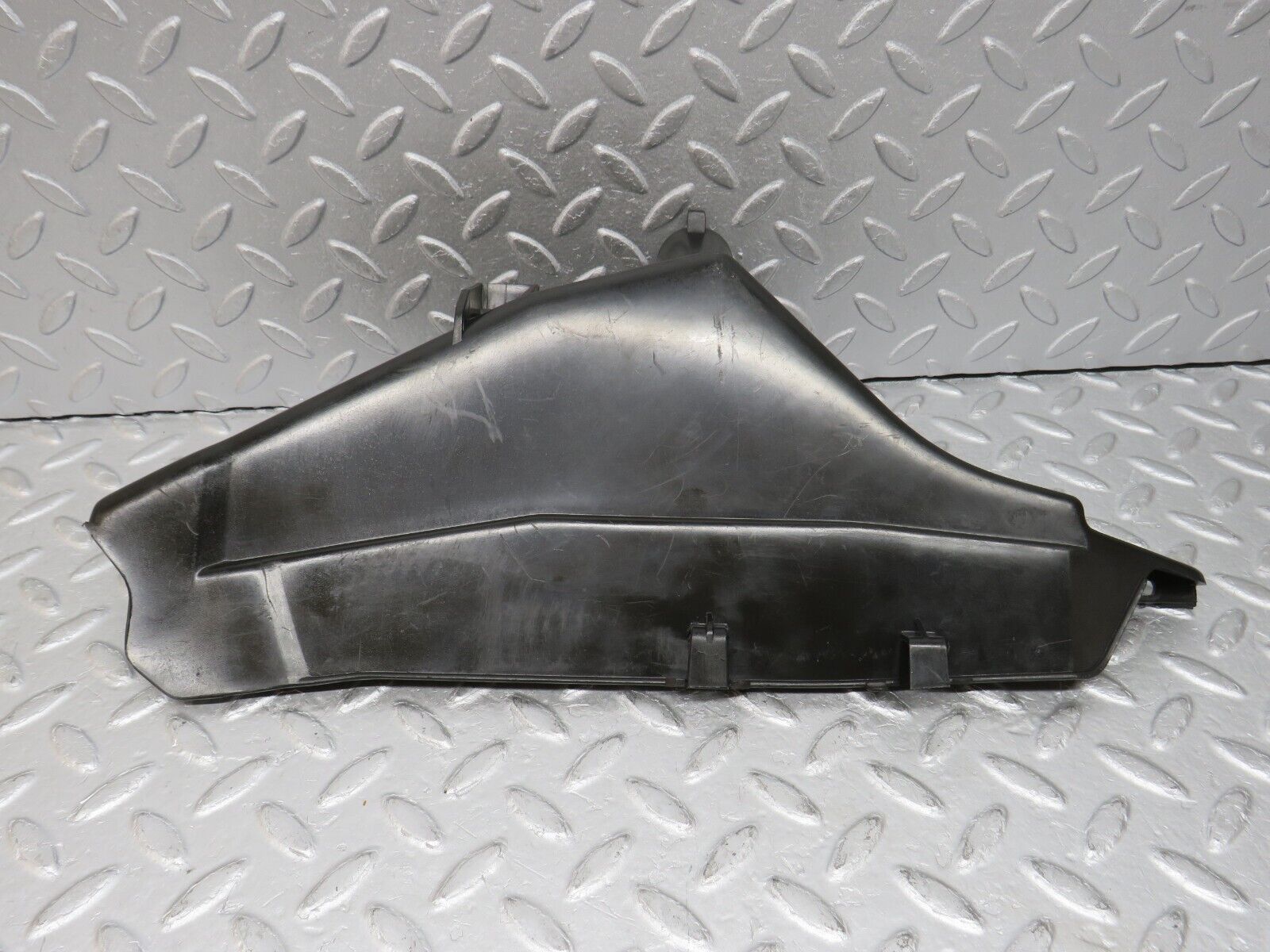 36660 Mercedes-Benz W201 190E 2.0L Front Right Rain Gutter Drain Channel 2016280273