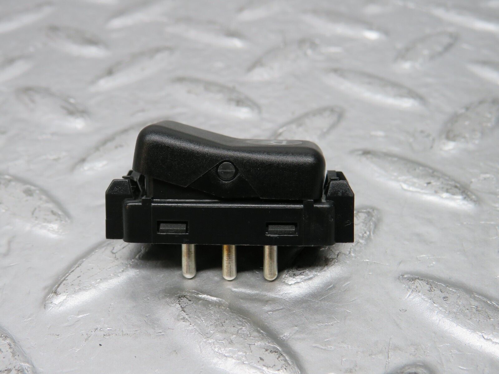 29527 Mercedes-Benz W124 230E Rear Interior Light Switch 1248201410