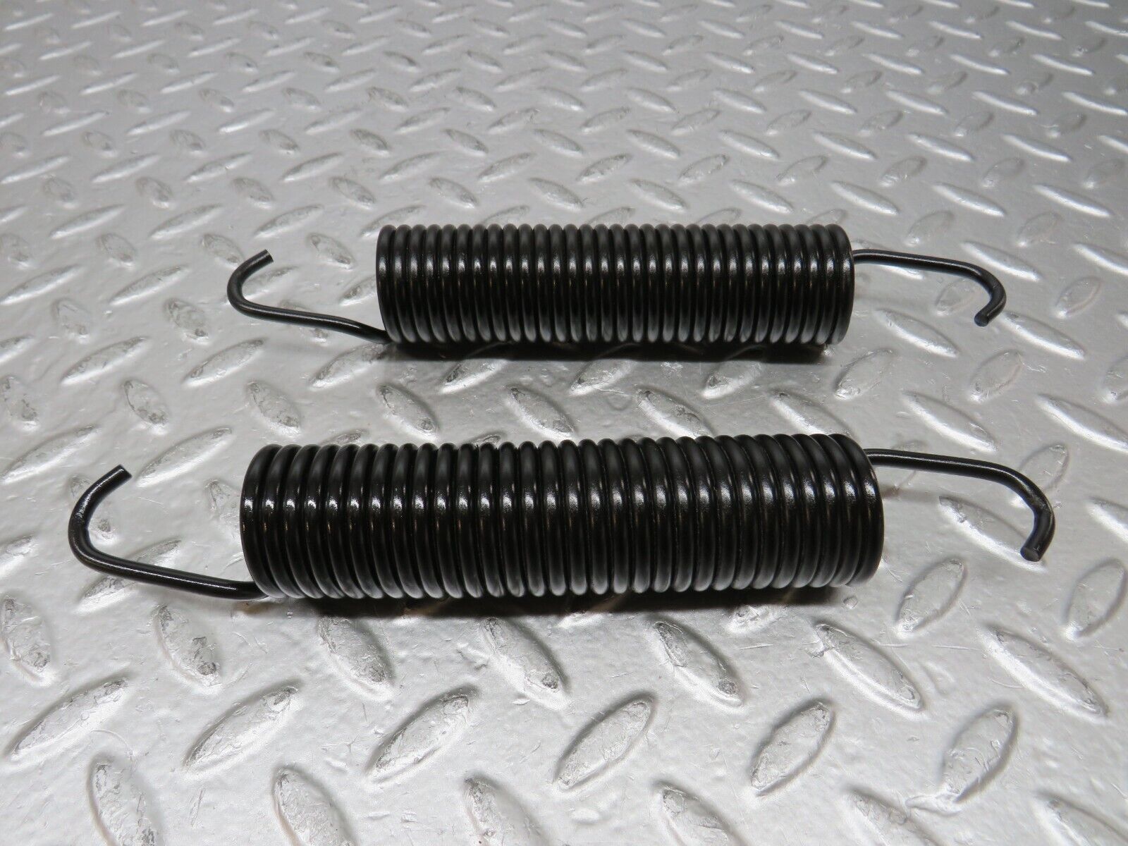 26846 Mercedes-Benz W123 240D Trunk Lid Hinge Spring