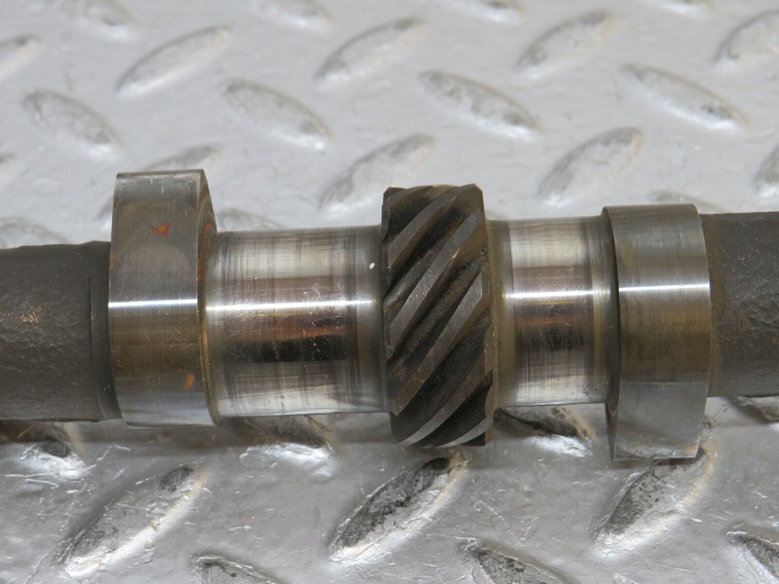 0327 Mercedes-Benz W120 180D Ponton Camshaft OM636