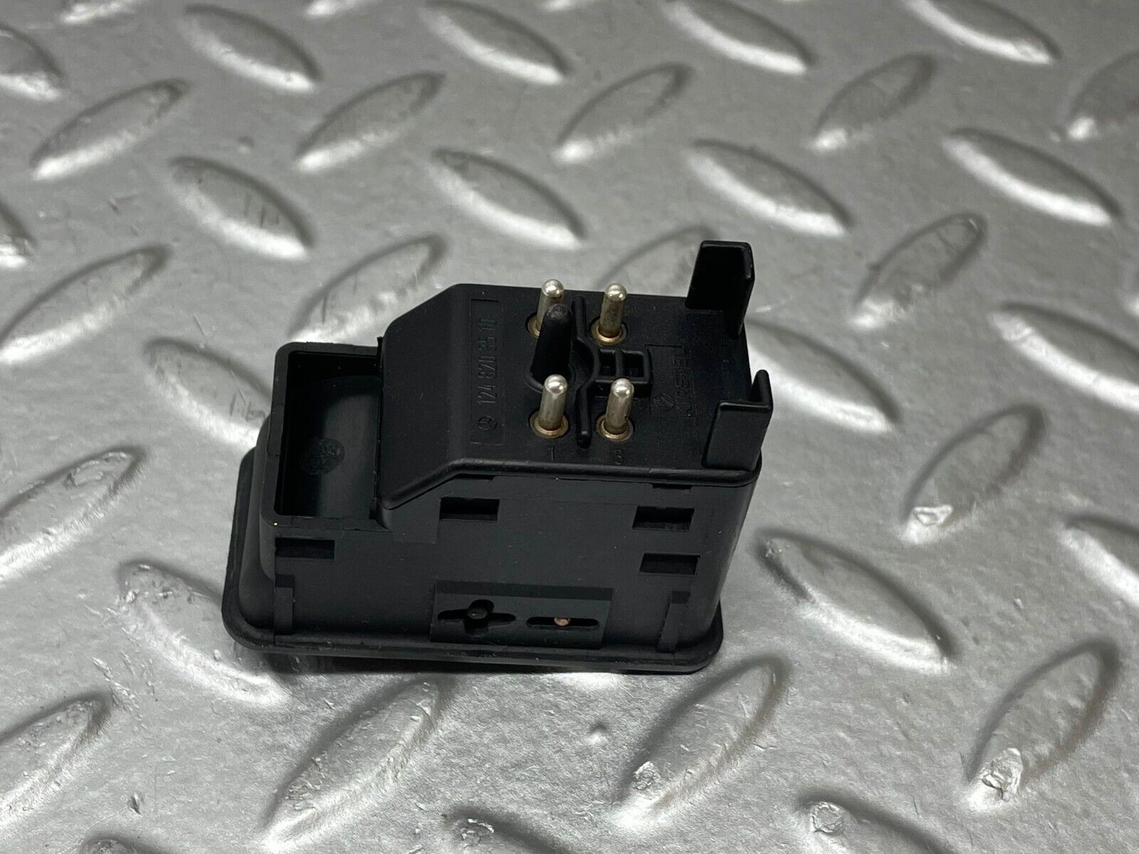 32374 Mercedes-Benz S124 300TE Wagon Sunroof Switch 1248203510