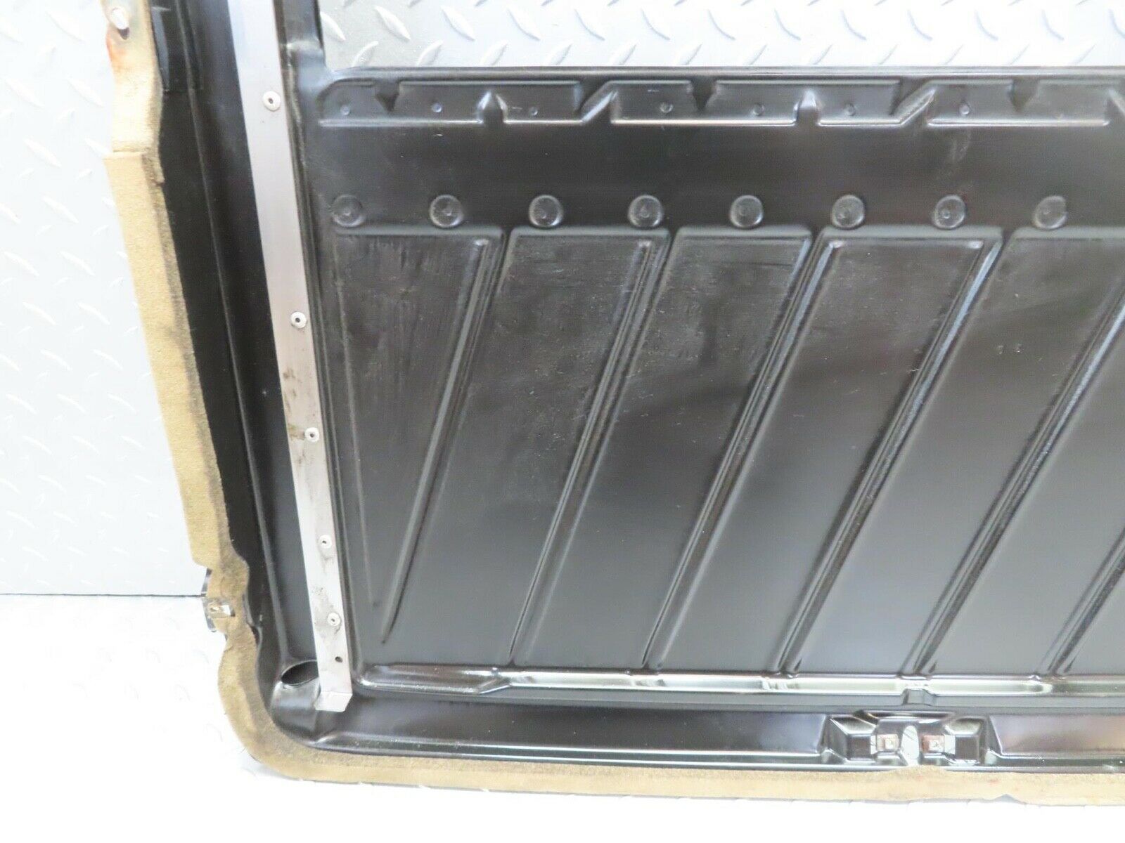 14796 Mercedes-Benz W201 190E Power Sunroof Frame