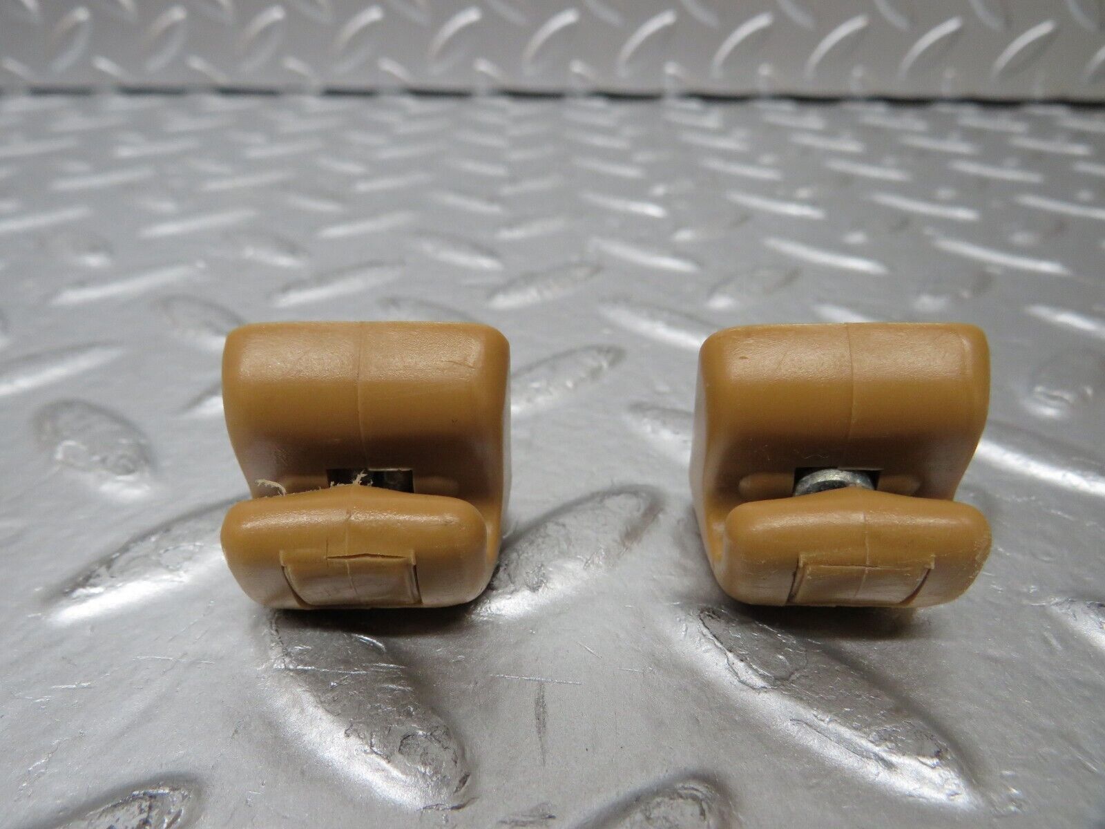 25613 Mercedes-Benz W123 200 Sun Visor Hinge Pair